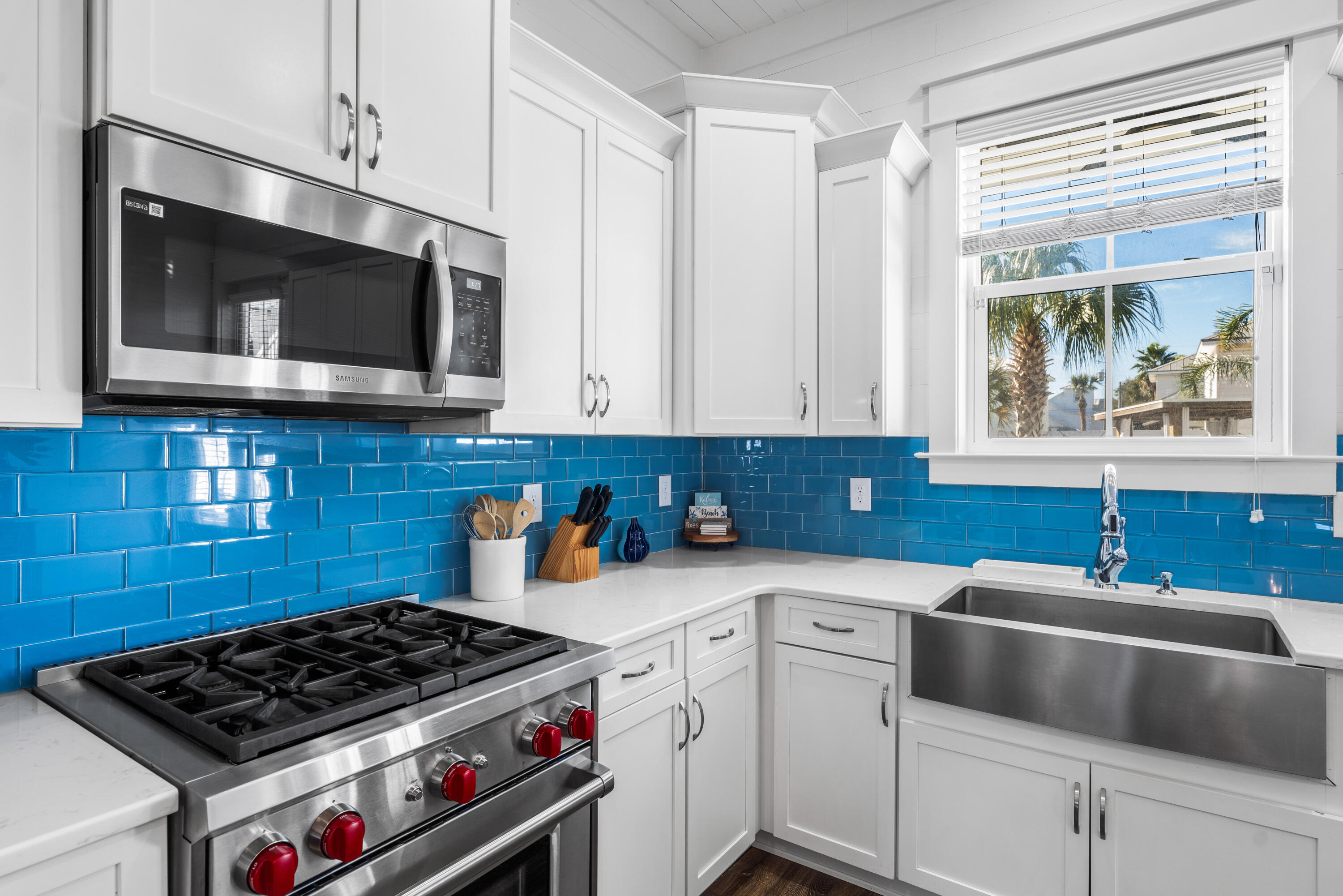 CRYSTAL BEACH - Residential