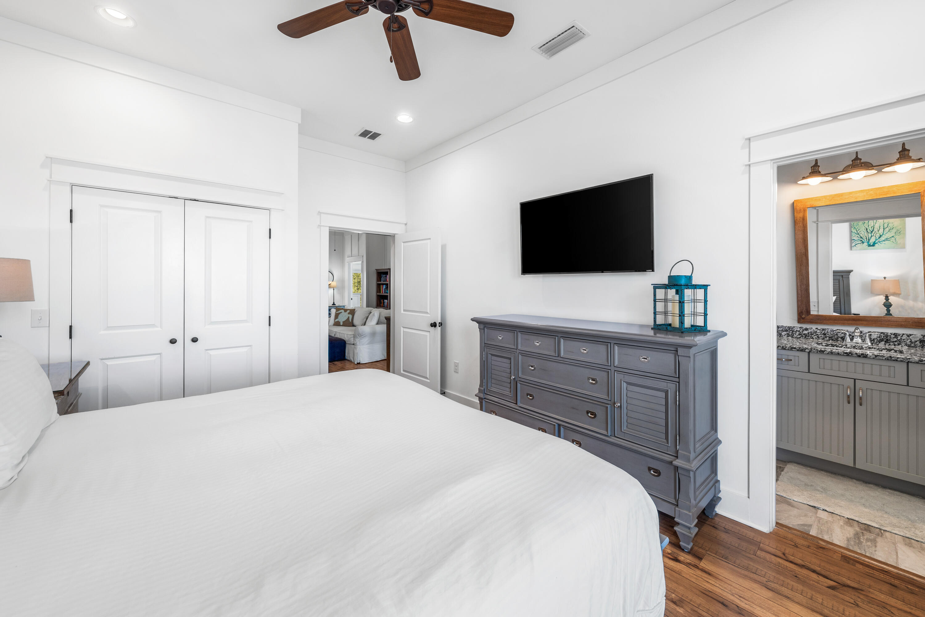 CRYSTAL BEACH - Residential