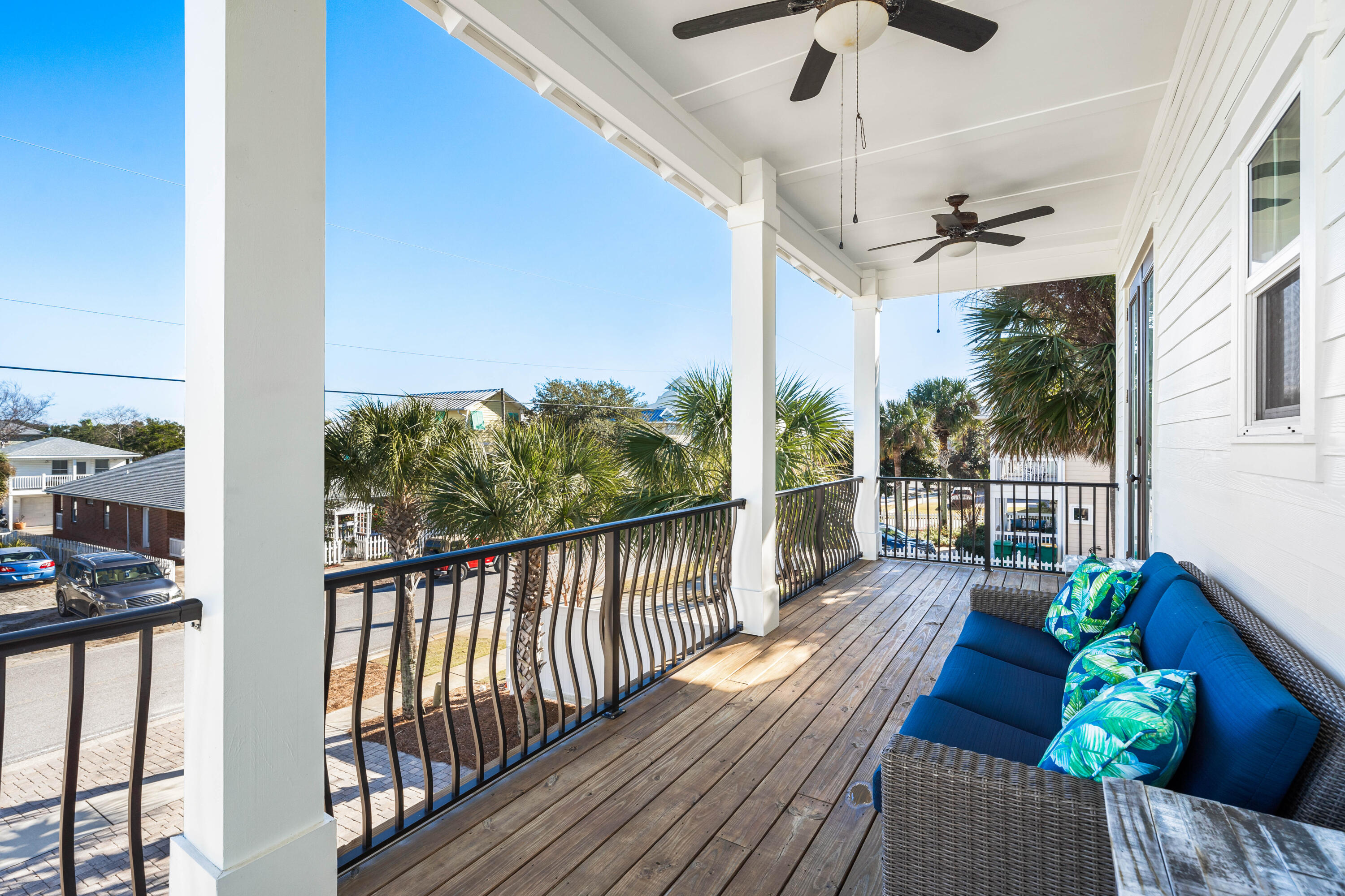 CRYSTAL BEACH - Residential