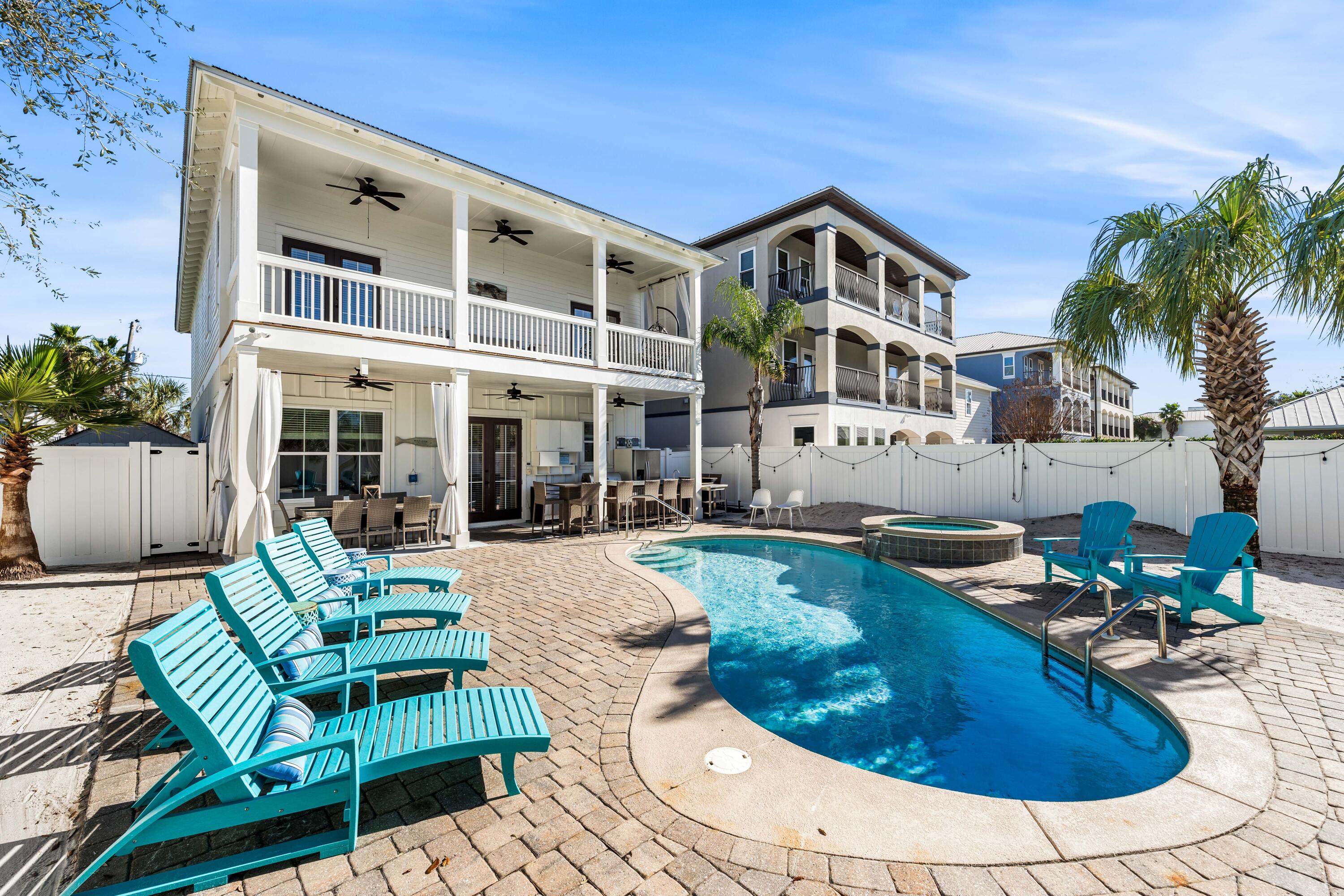 CRYSTAL BEACH - Residential