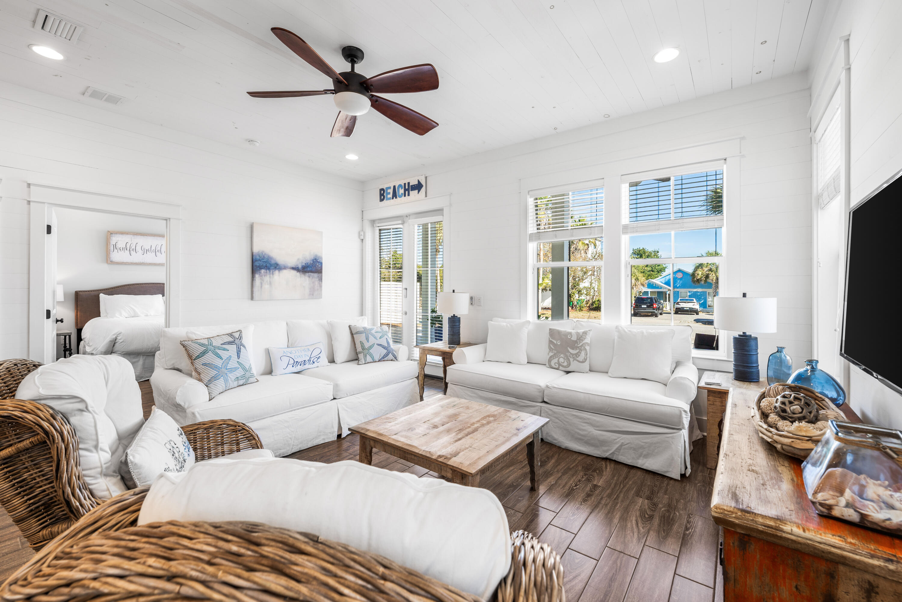 CRYSTAL BEACH - Residential