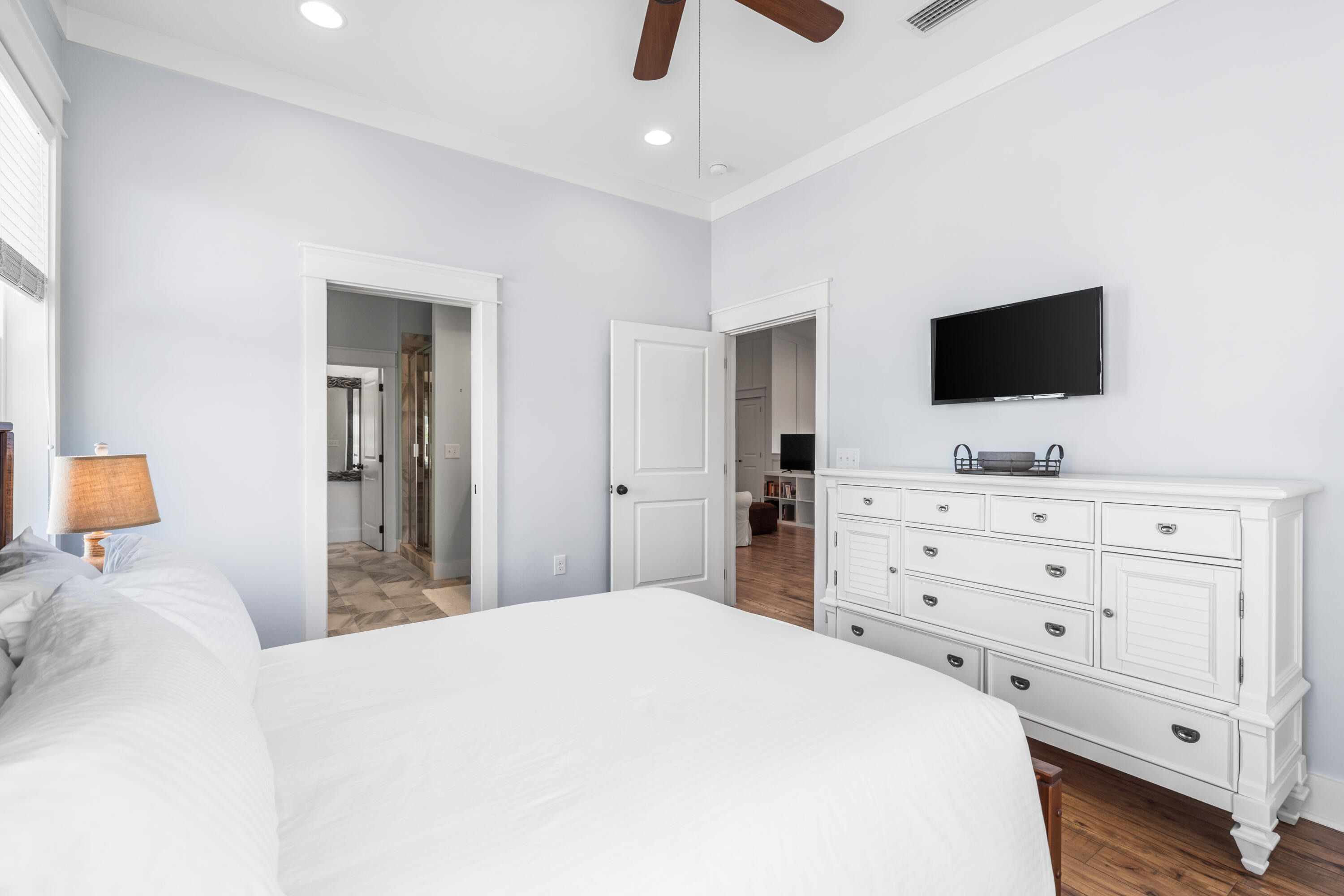 CRYSTAL BEACH - Residential
