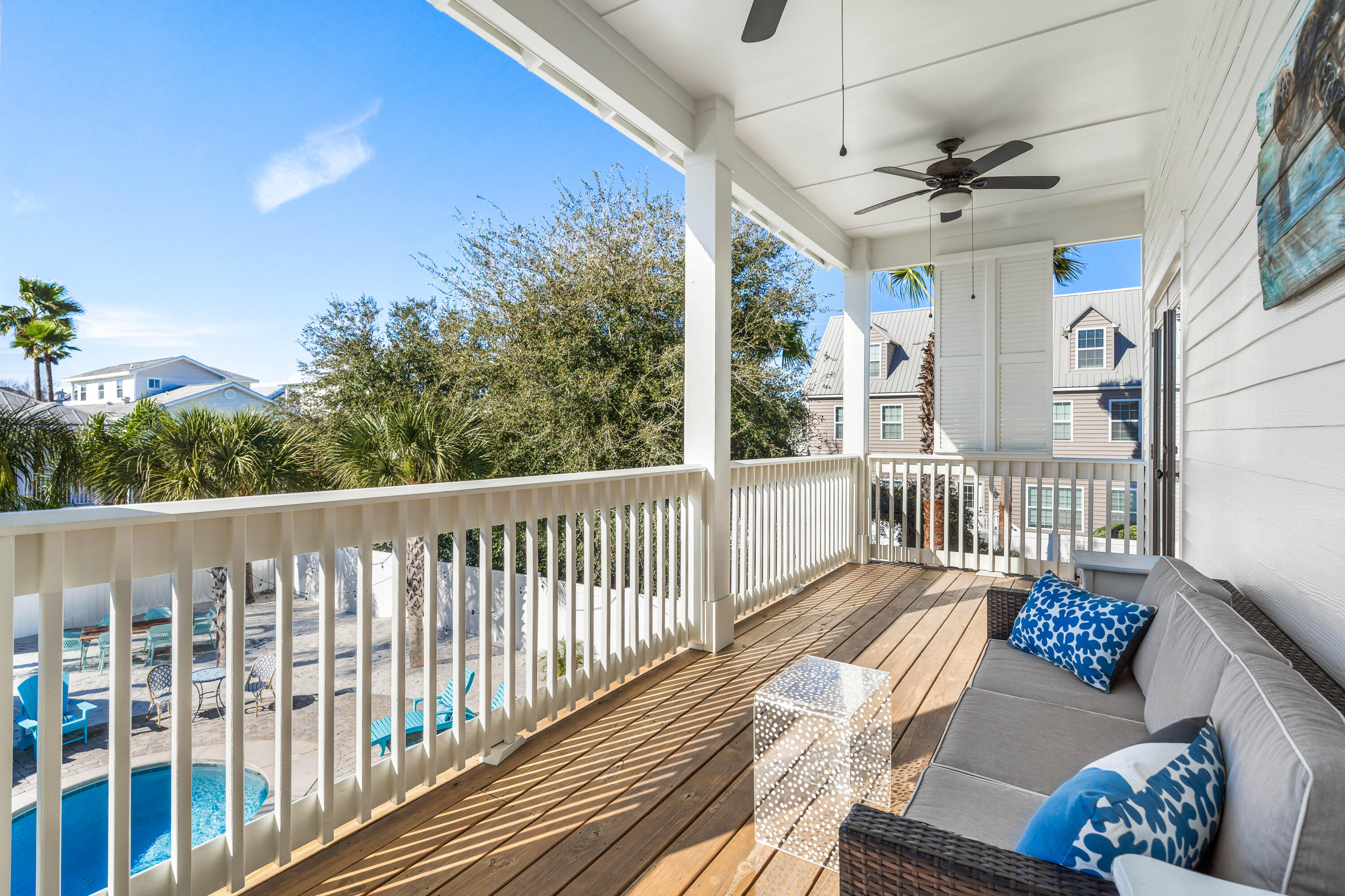 CRYSTAL BEACH - Residential