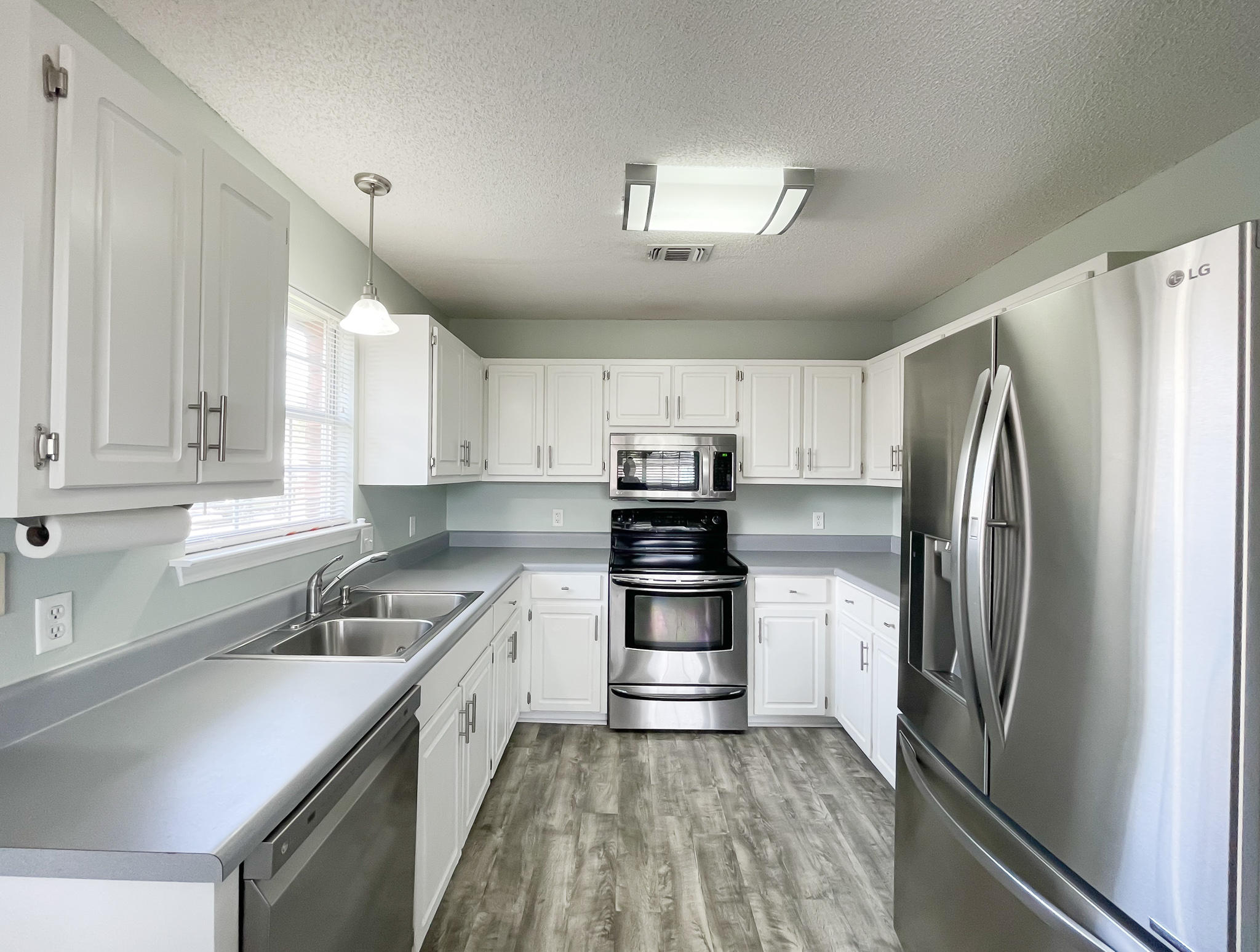 SPANISH TRACE ESTATES - Residential