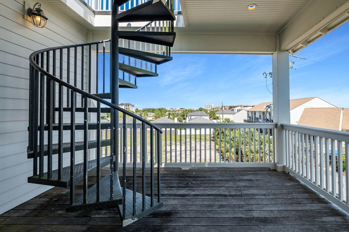 MIRAMAR BEACH - Residential