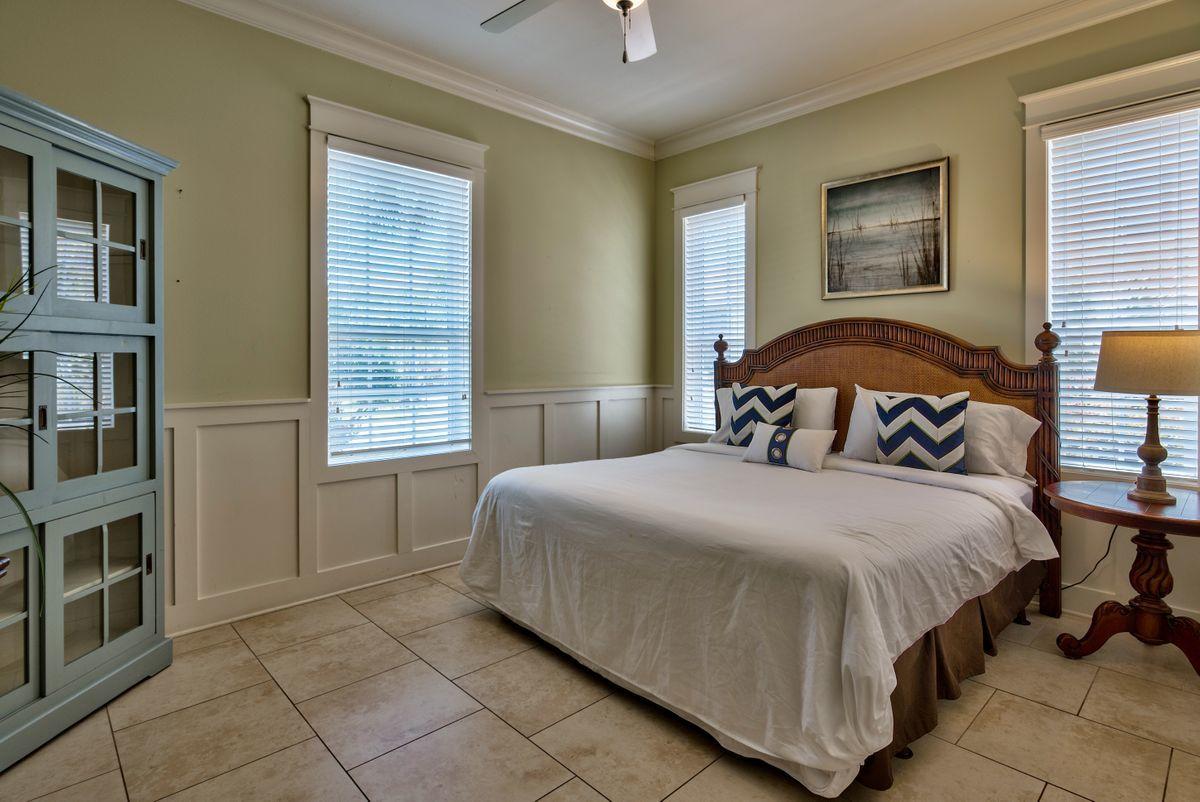 MIRAMAR BEACH - Residential