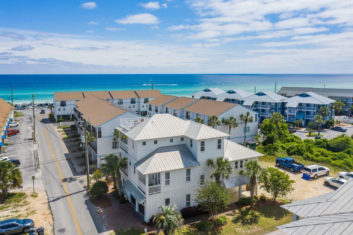 MIRAMAR BEACH - Residential