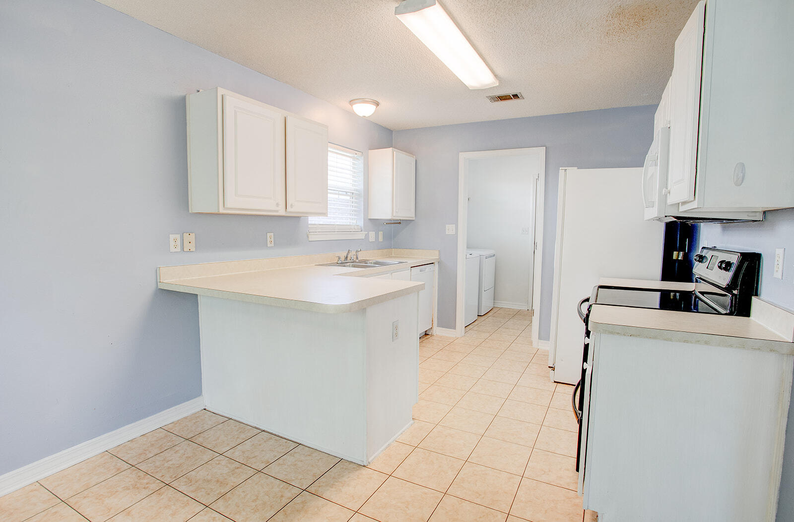 HIDDEN PINES S/D - Residential