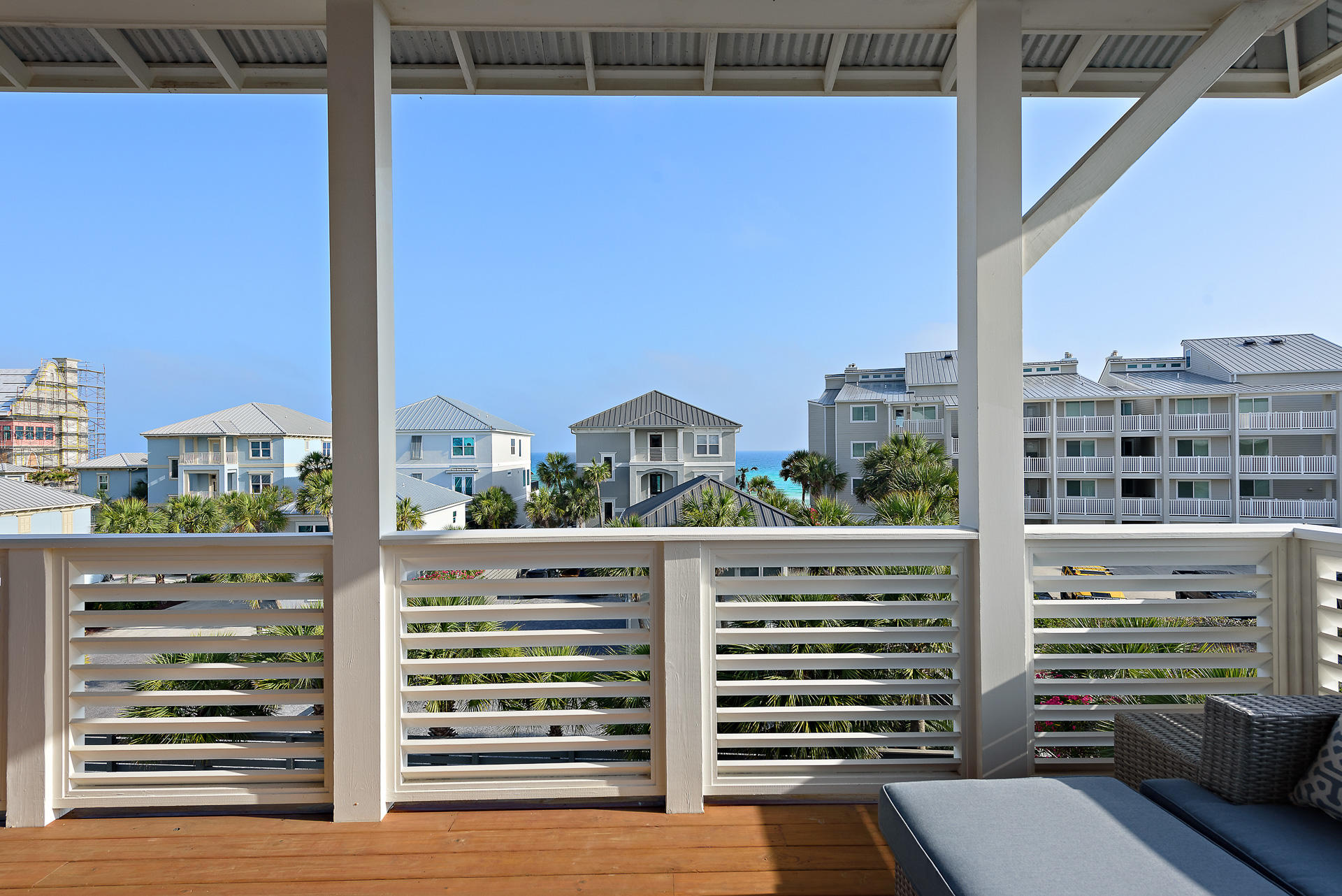 WALK OVER DUNES - Residential