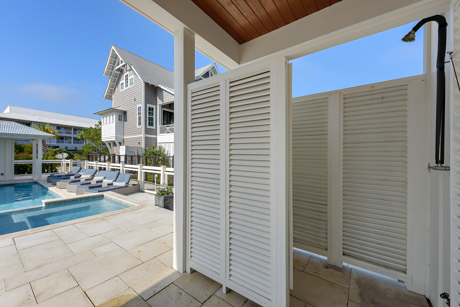 WALK OVER DUNES - Residential