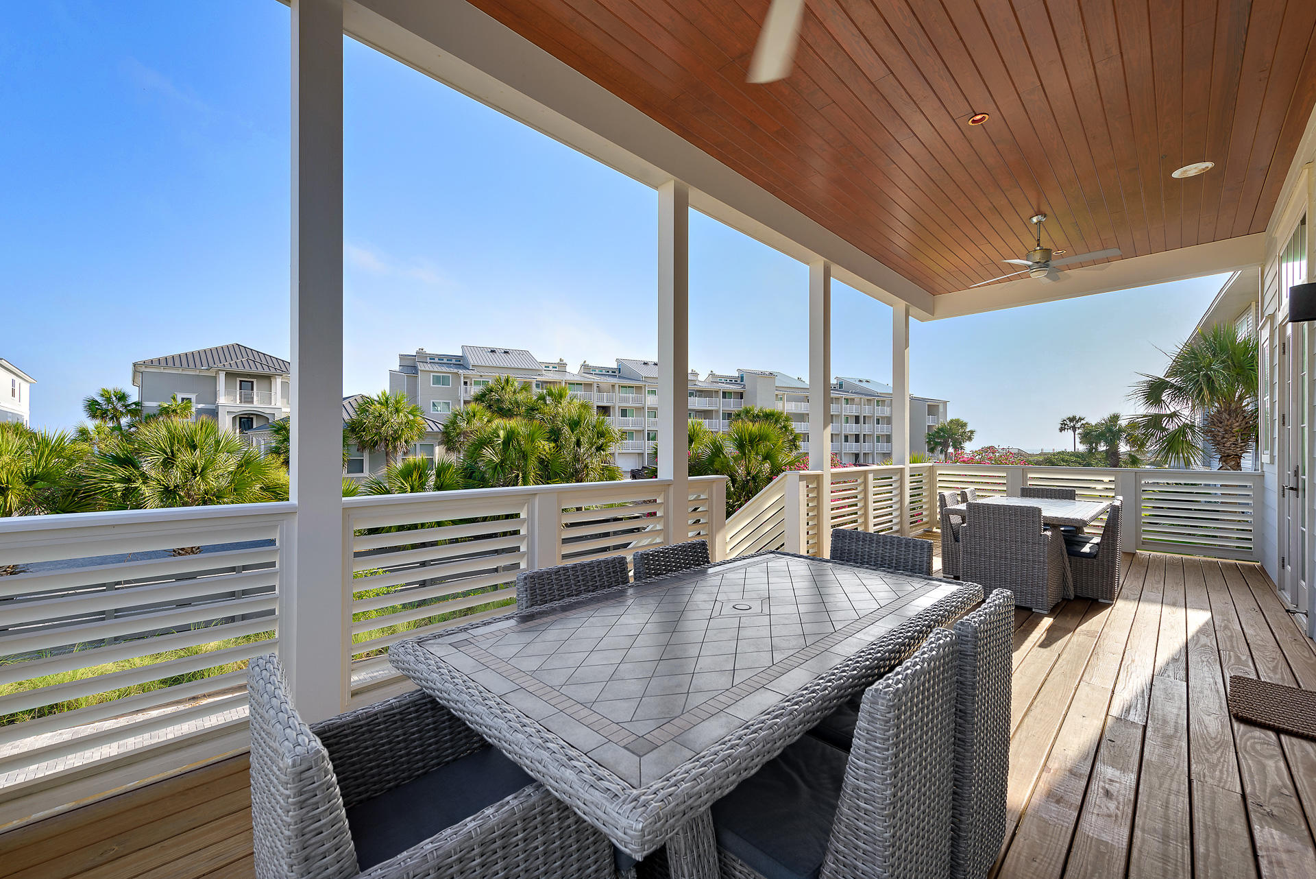 WALK OVER DUNES - Residential