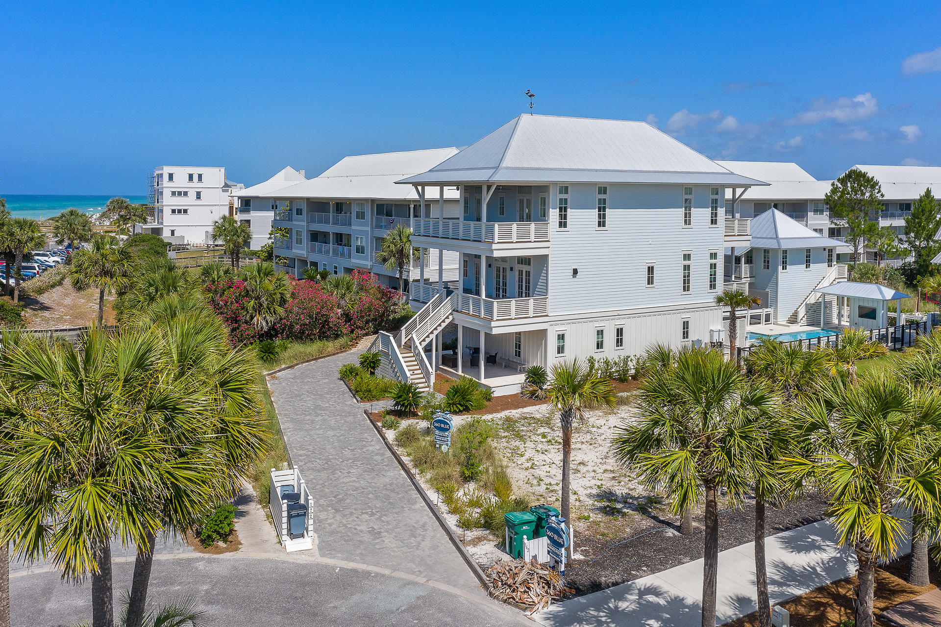 WALK OVER DUNES - Residential