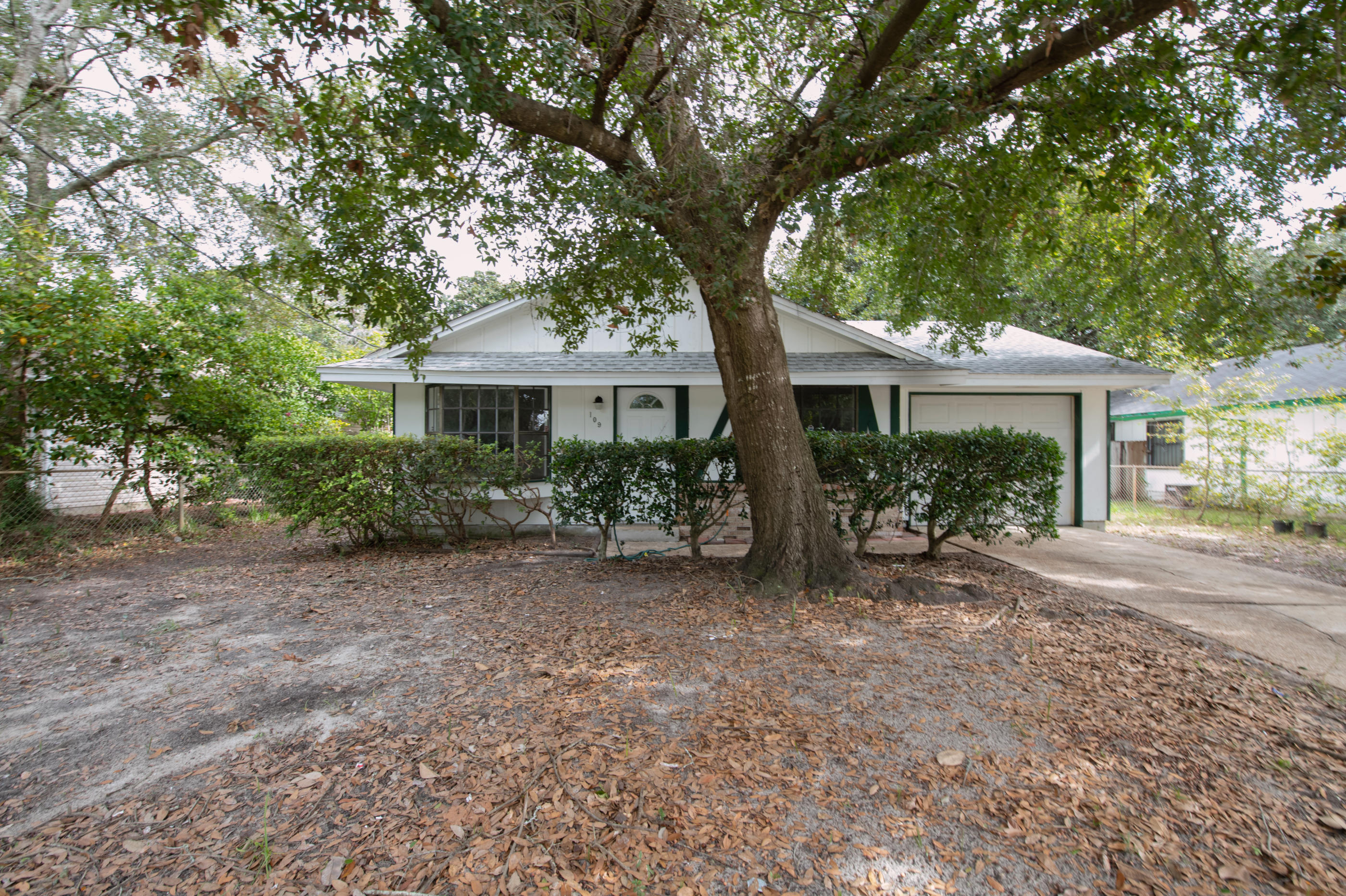 OLDE FORT WALTON - Residential