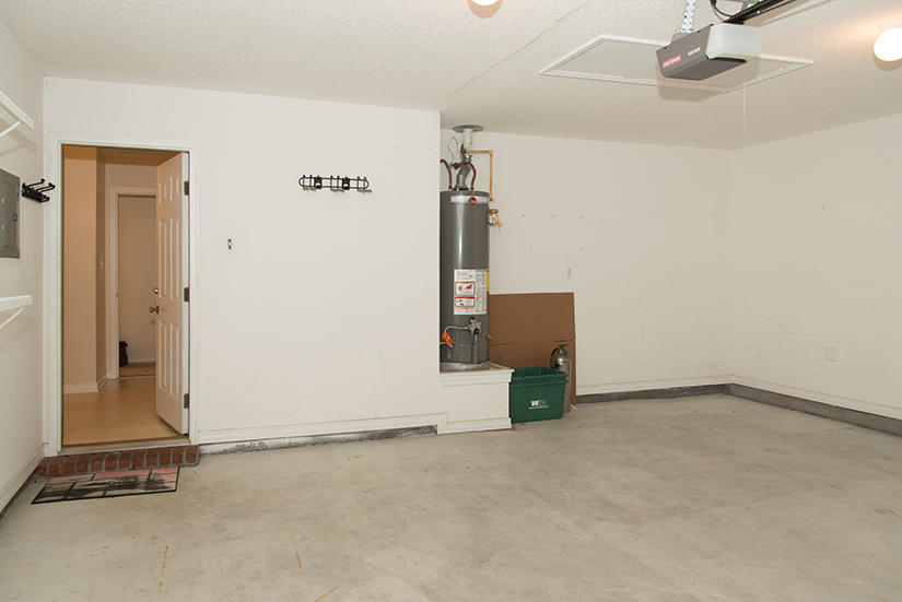 EMERALD VILLAGE S/D - Residential Lease