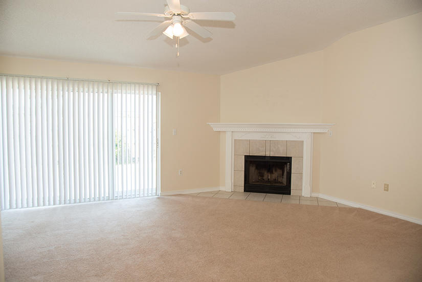 EMERALD VILLAGE S/D - Residential Lease