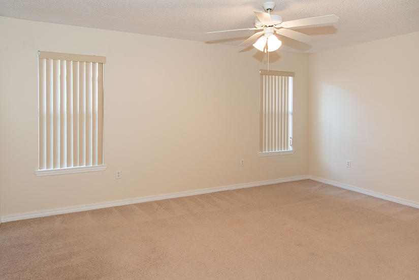 EMERALD VILLAGE S/D - Residential Lease