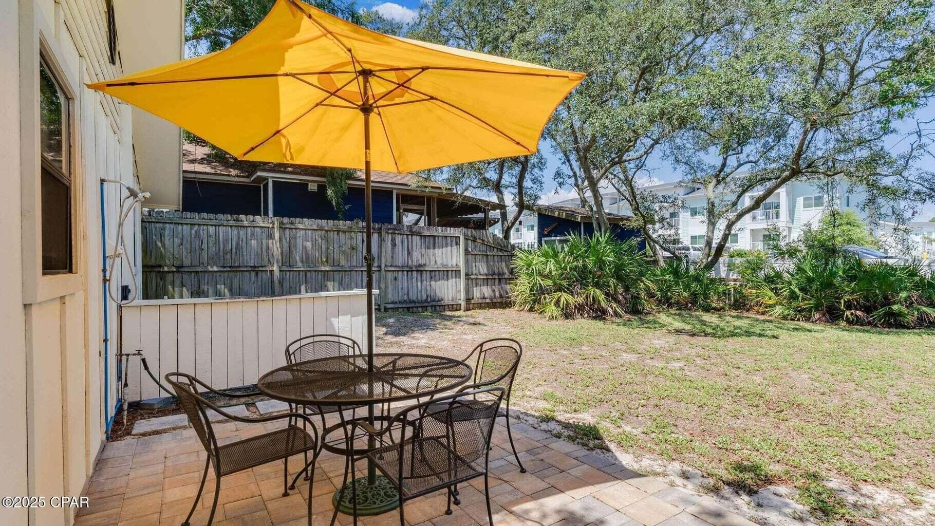 RIVIERA BEACH - Residential