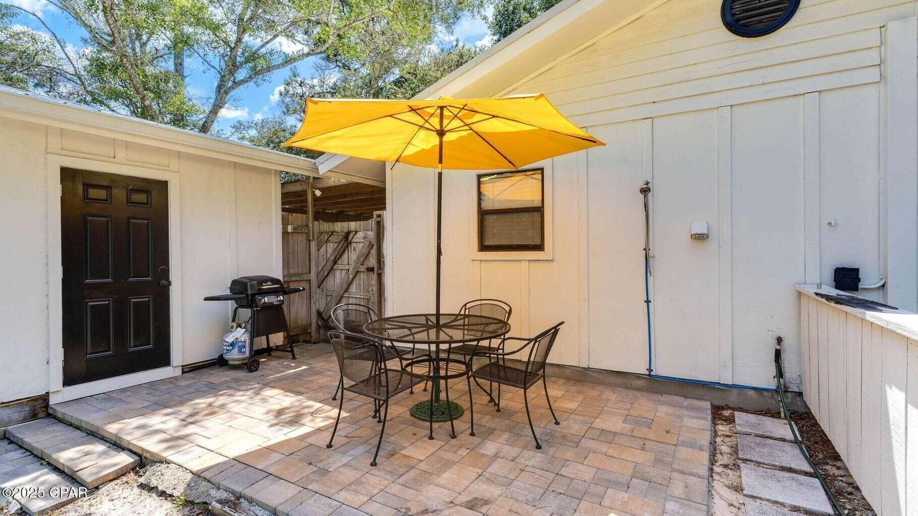 RIVIERA BEACH - Residential