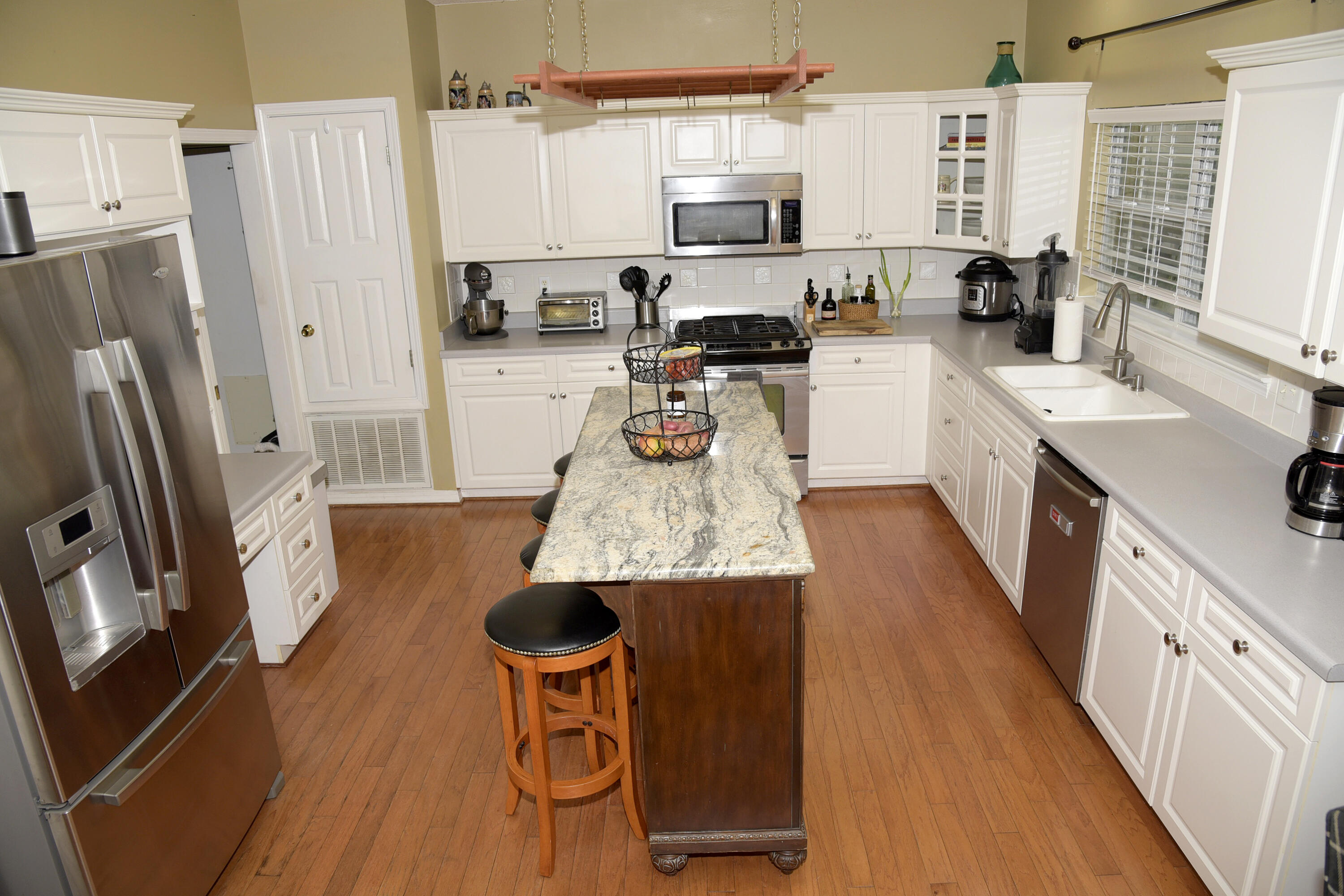 PARKWOOD ESTATES PH 5 - Residential