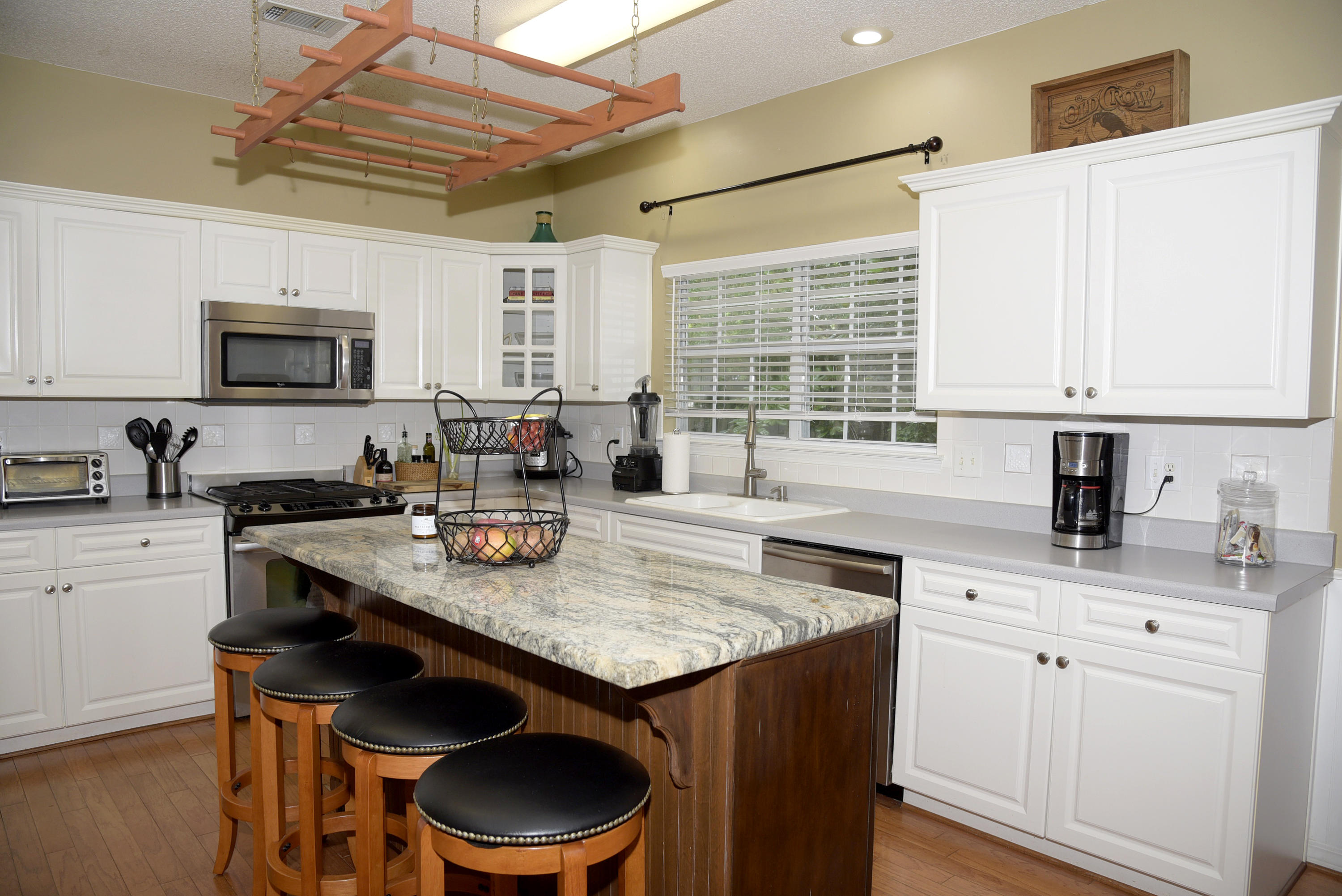 PARKWOOD ESTATES PH 5 - Residential