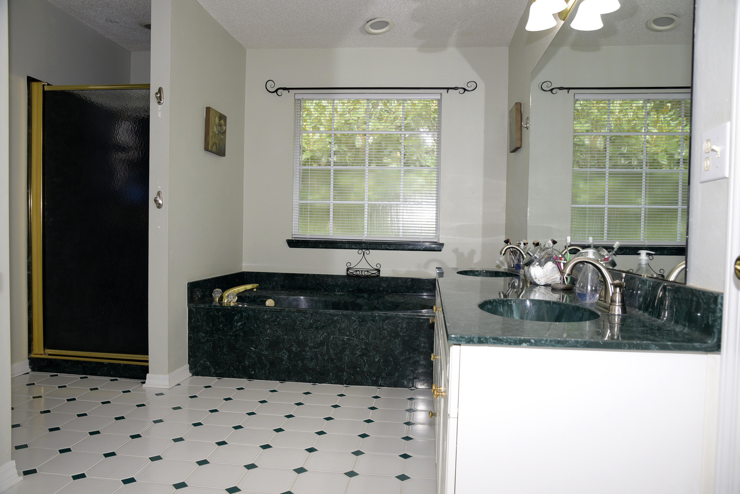 PARKWOOD ESTATES PH 5 - Residential