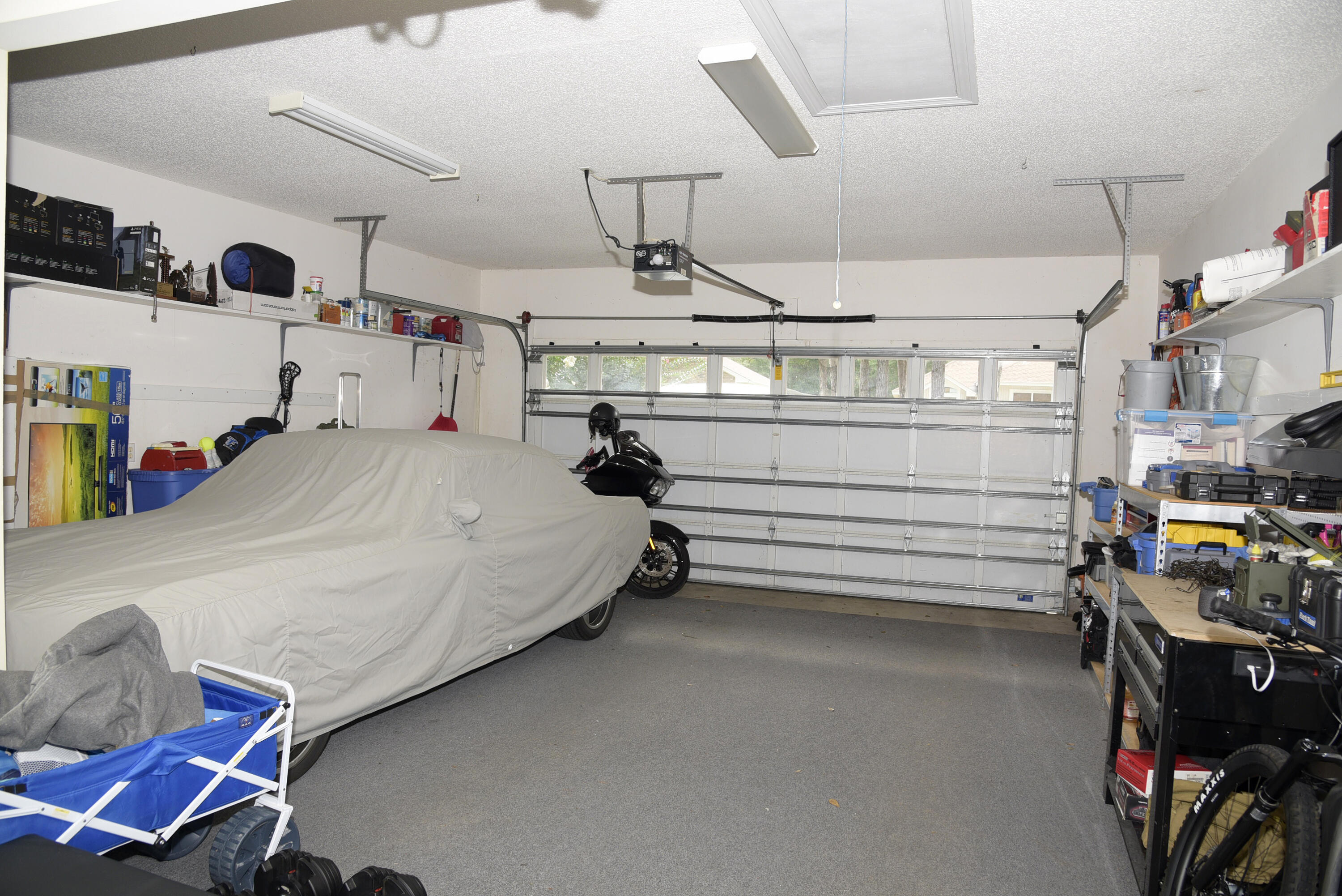 PARKWOOD ESTATES PH 5 - Residential