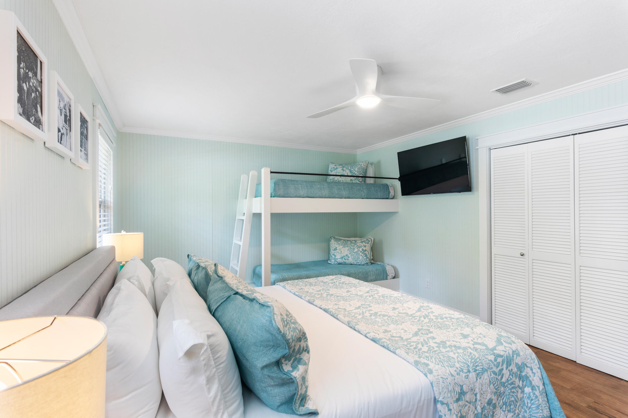 GULF SHORE MANOR - Residential