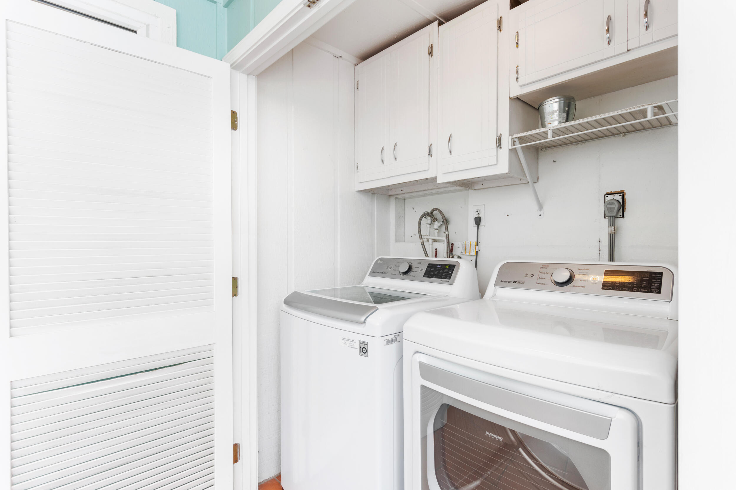 GULF SHORE MANOR - Residential