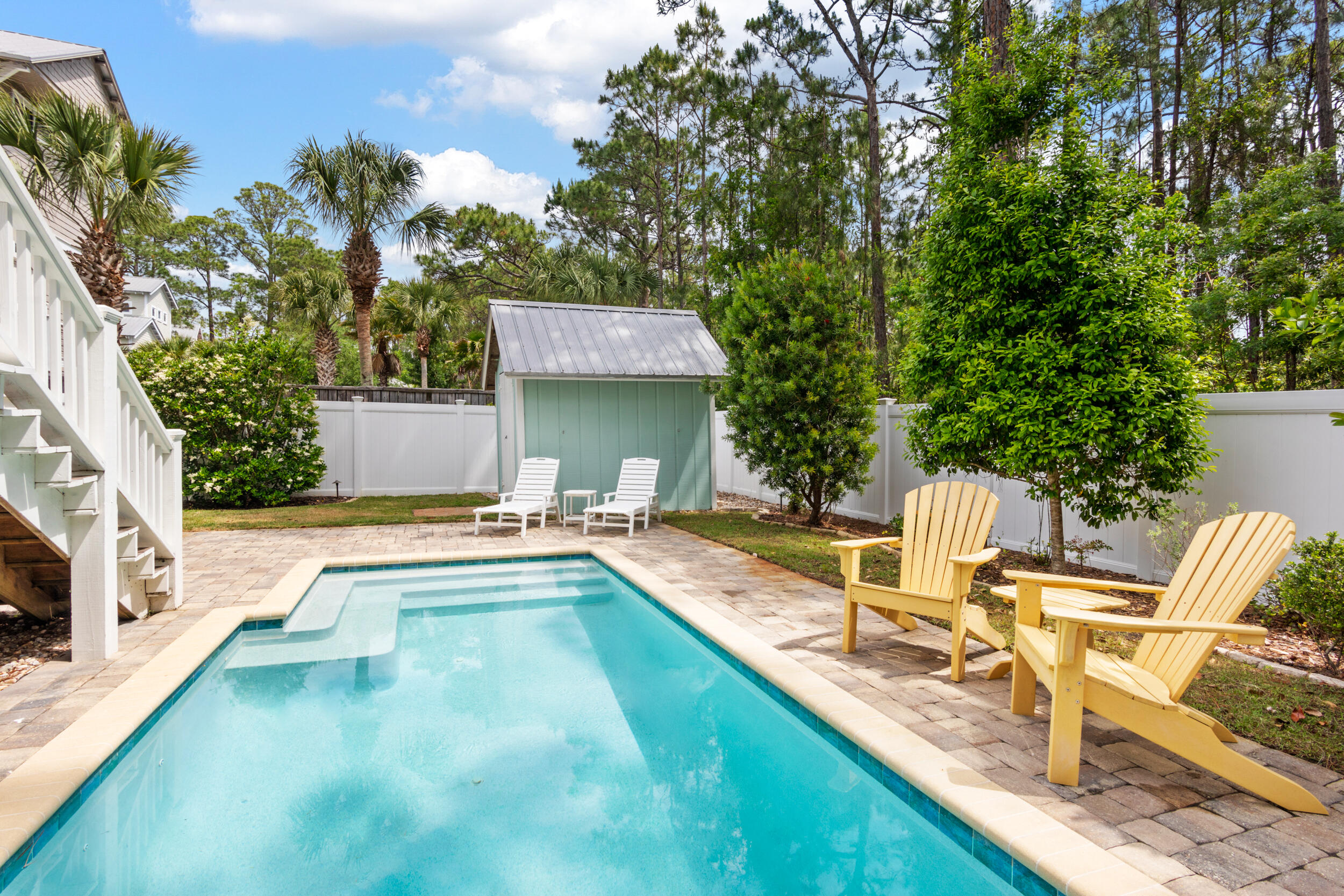 GULF SHORE MANOR - Residential