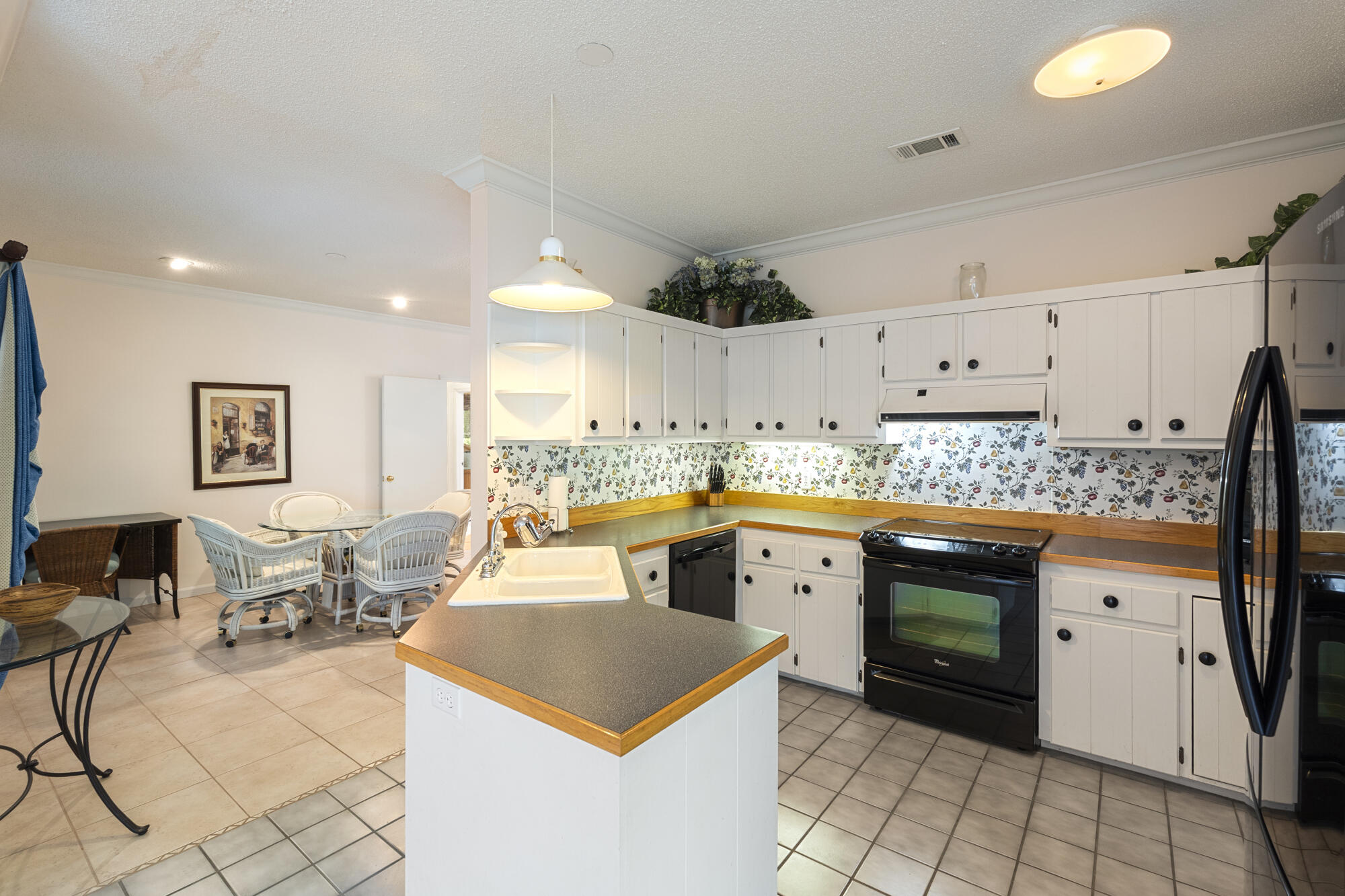 CASSINE VILLAGE - Residential