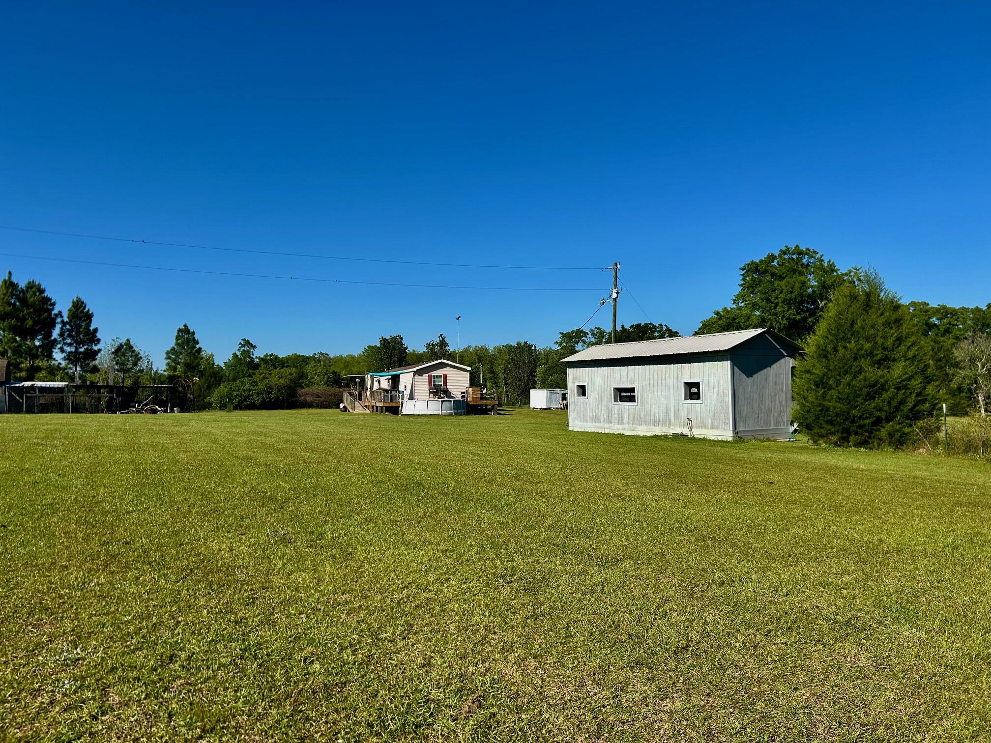 NO RECORDED SUBDIVISION - Farm