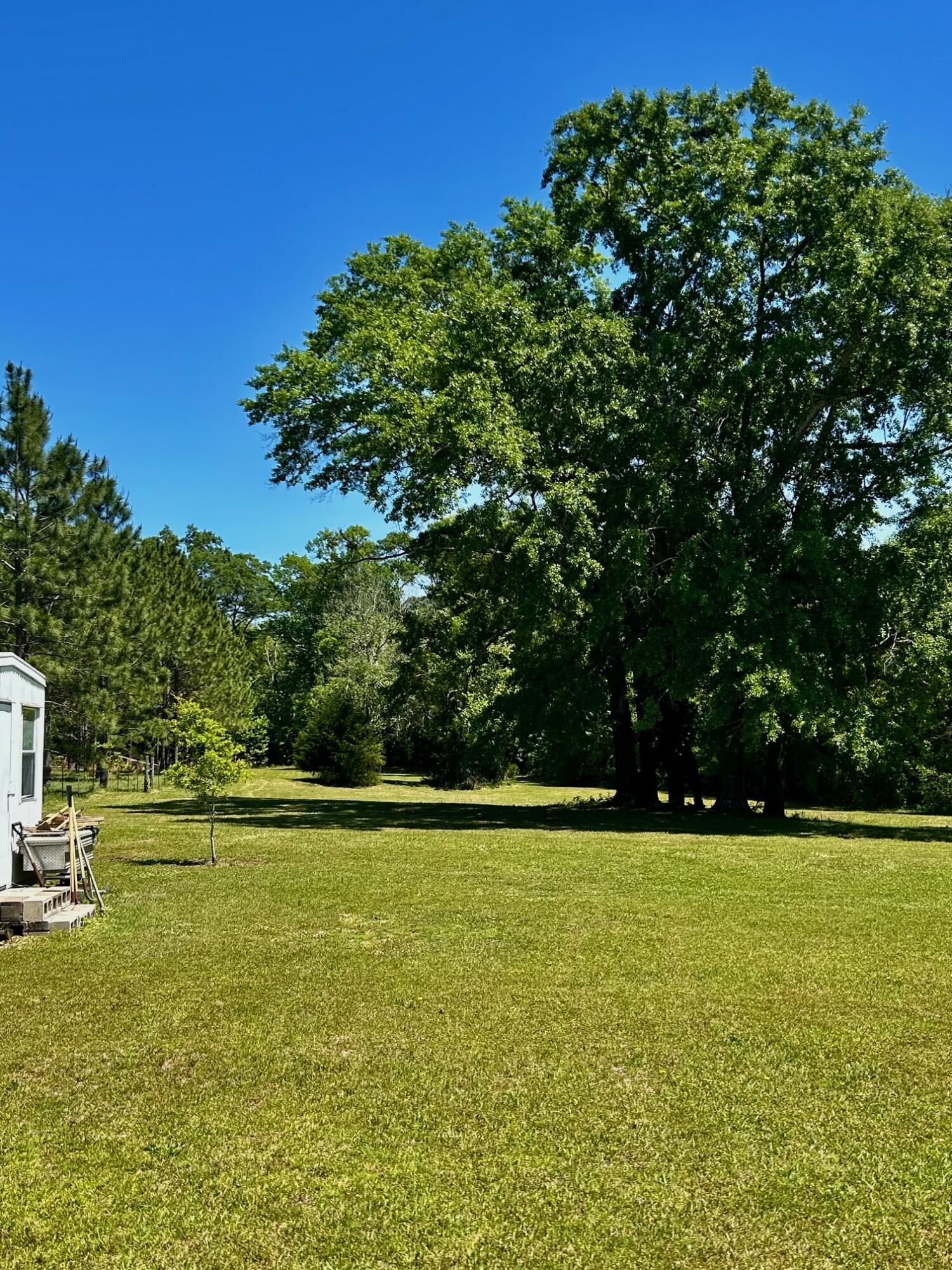 NO RECORDED SUBDIVISION - Farm