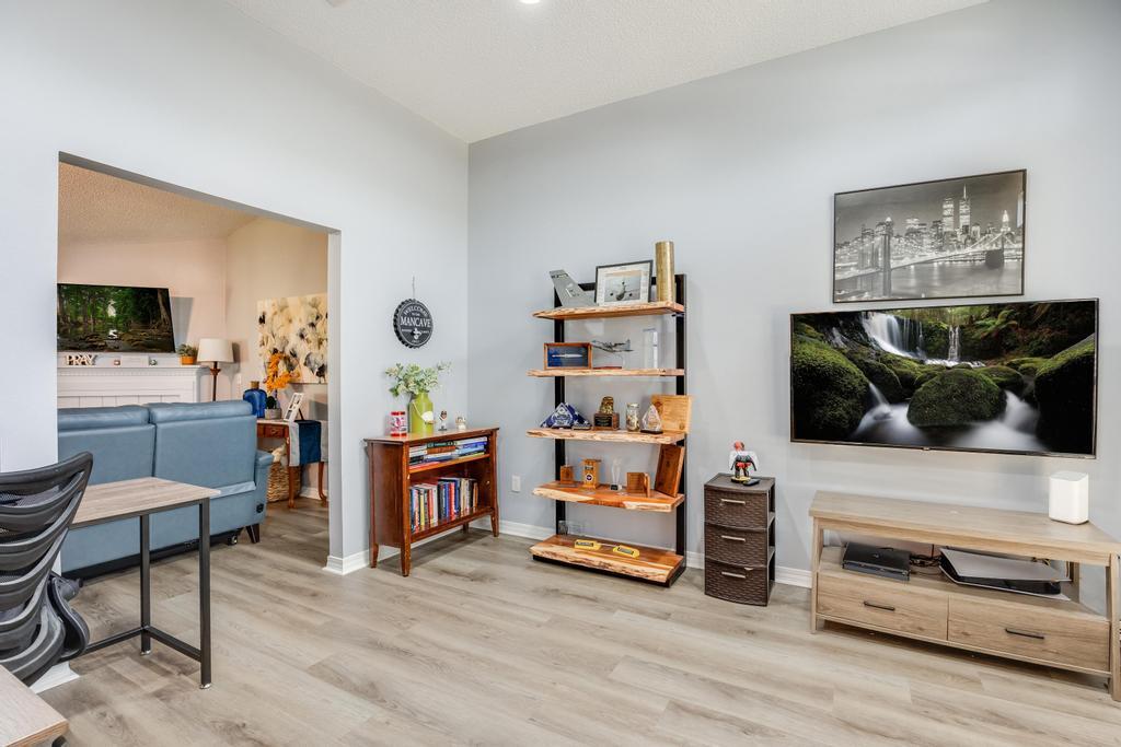 NORTHVIEW ESTATES 7TH ADDN - Residential Lease