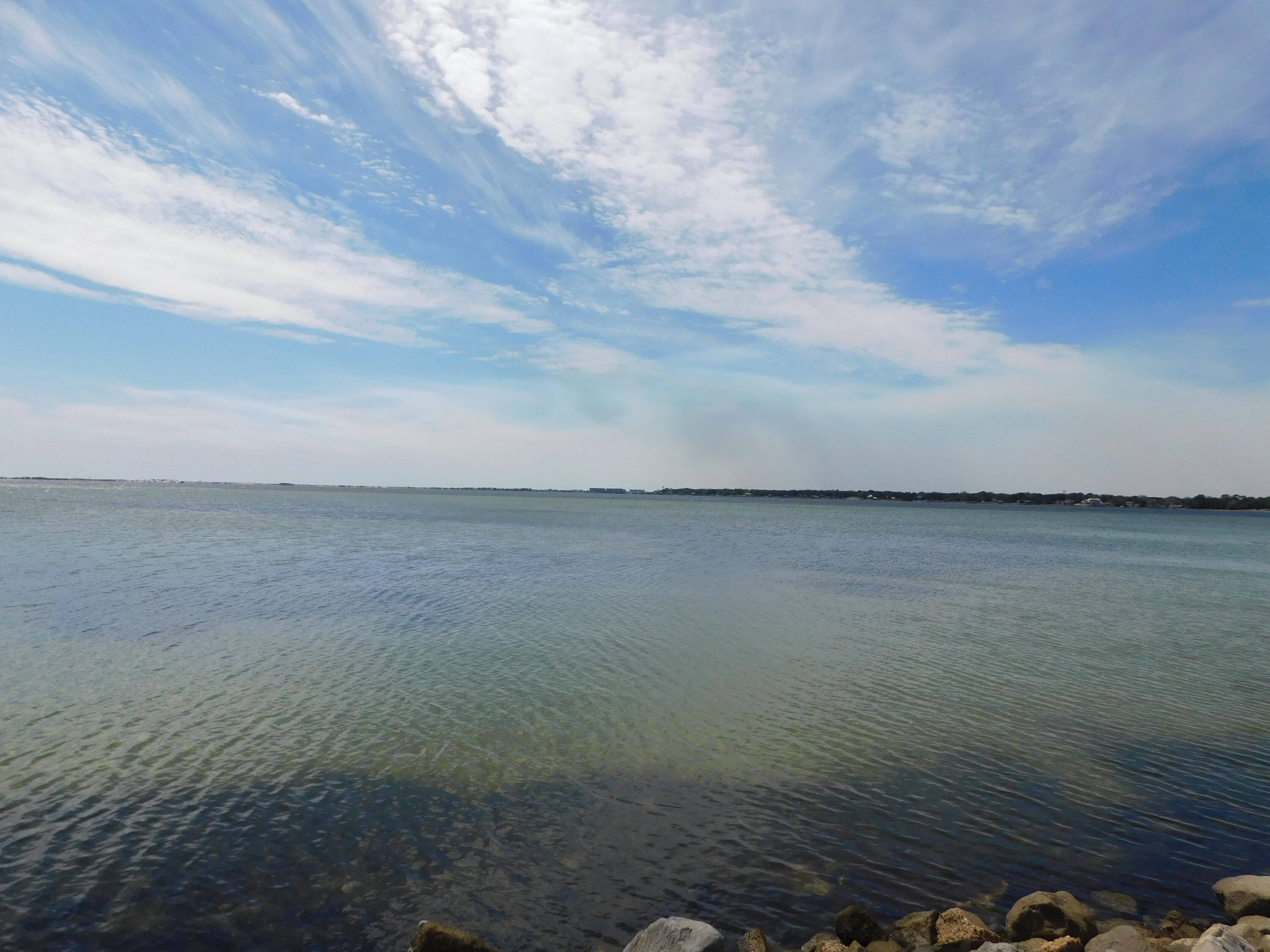 FINISTERRA CONDO - Residential