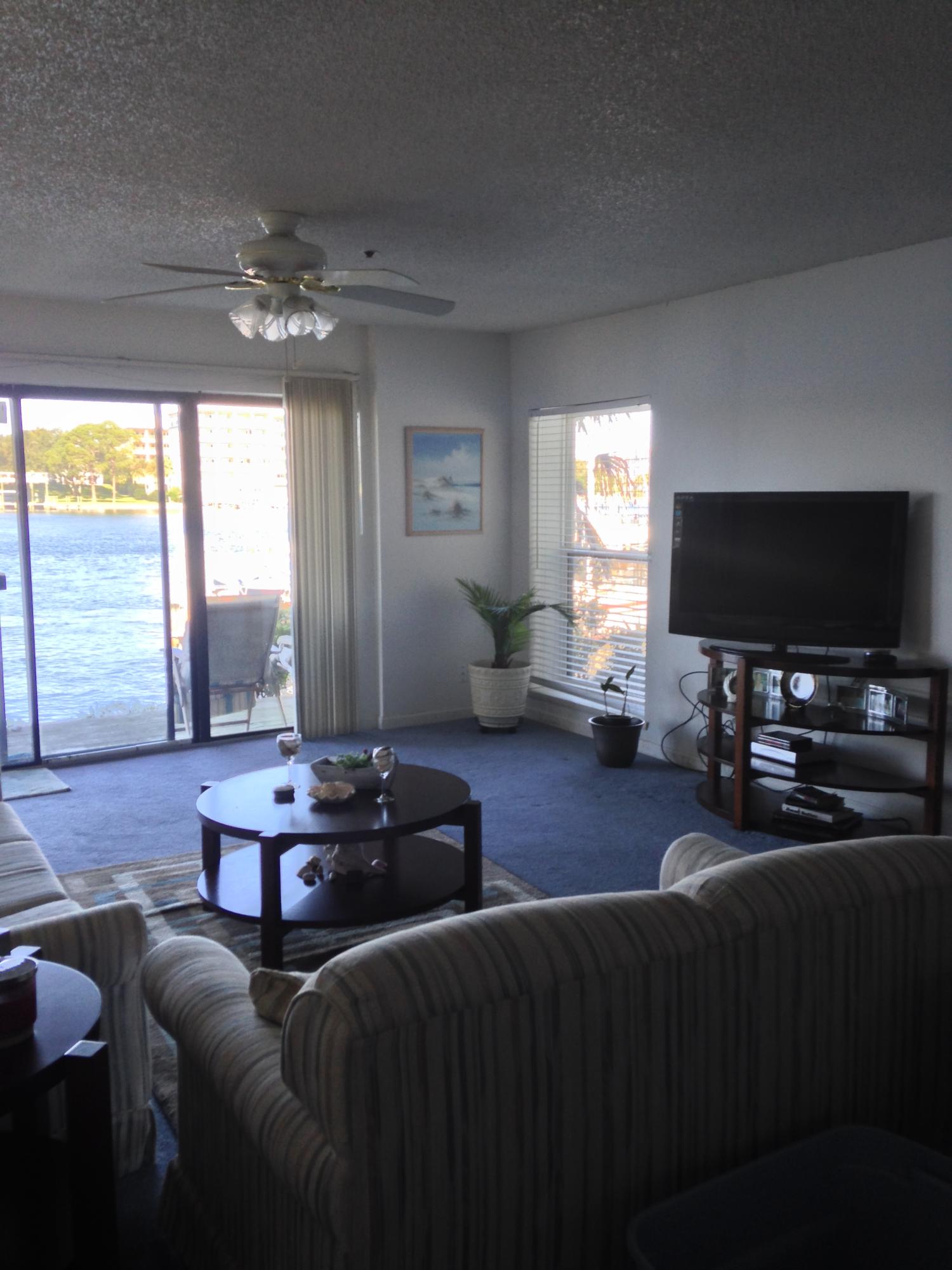 Commodore Landing - Residential