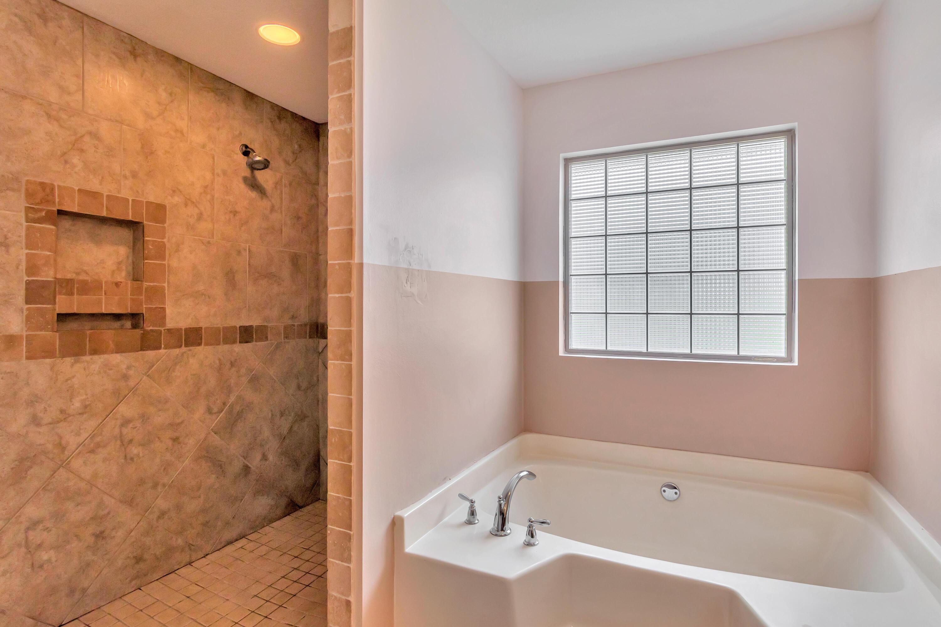 BROOKE ESTATES PH III - Residential