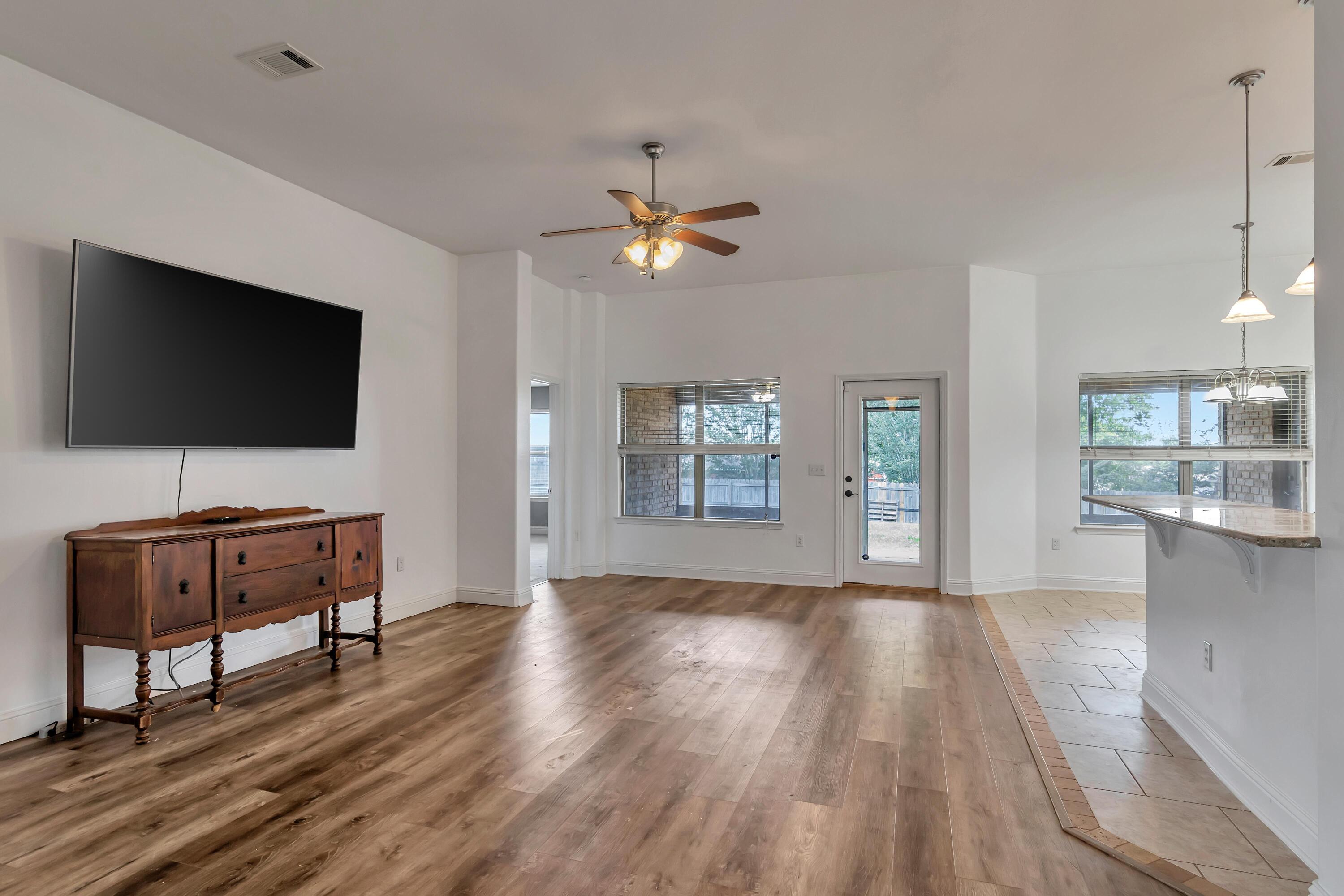 BROOKE ESTATES PH III - Residential