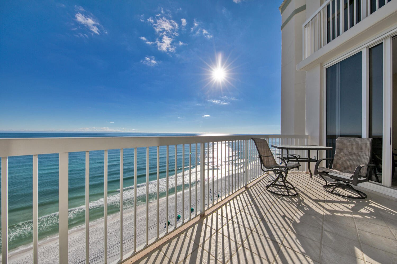 SILVER BEACH TOWERS - Residential