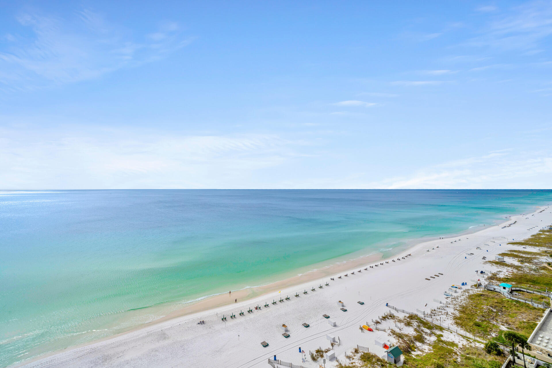 SILVER BEACH TOWERS - Residential