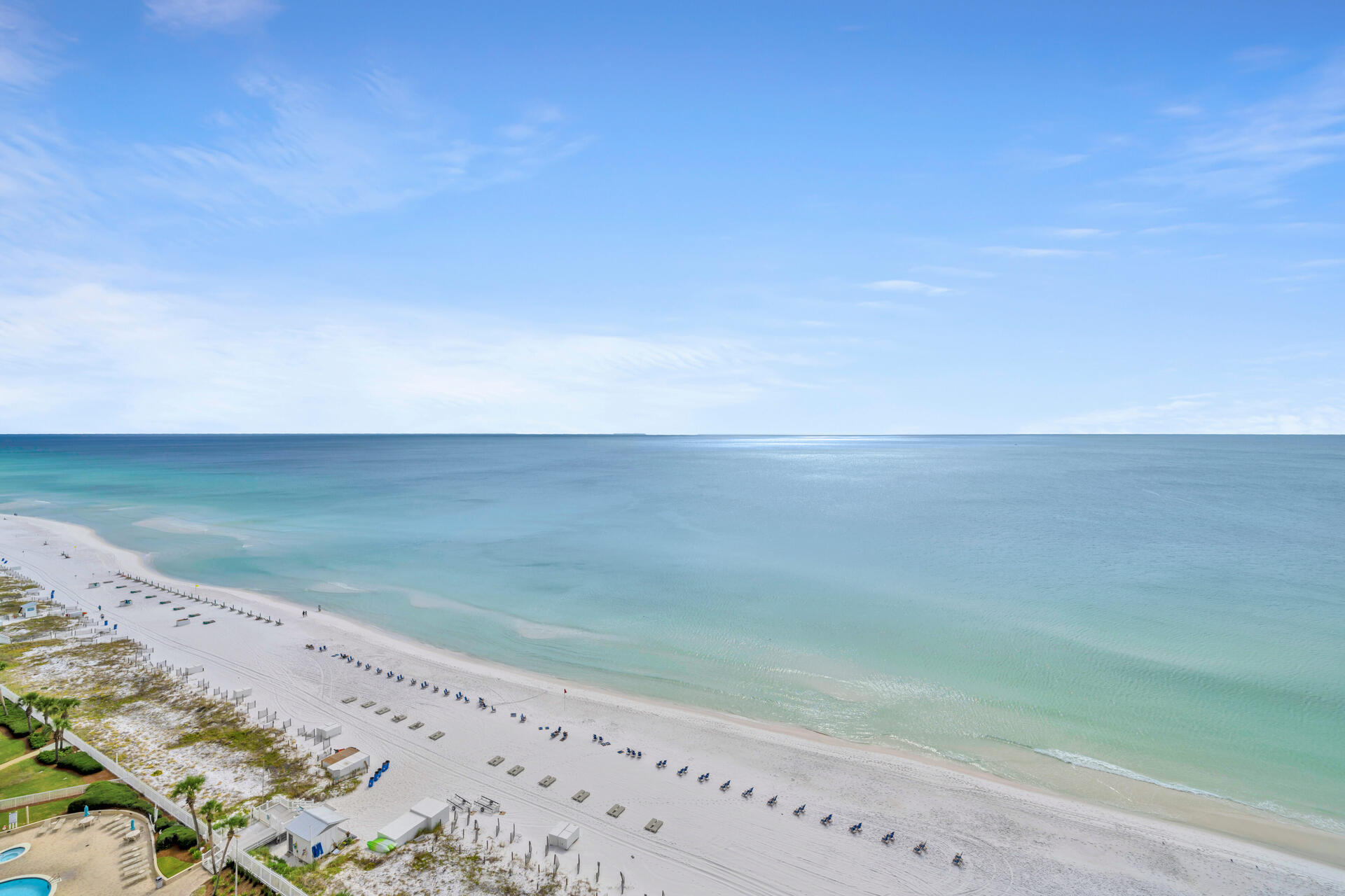 SILVER BEACH TOWERS - Residential