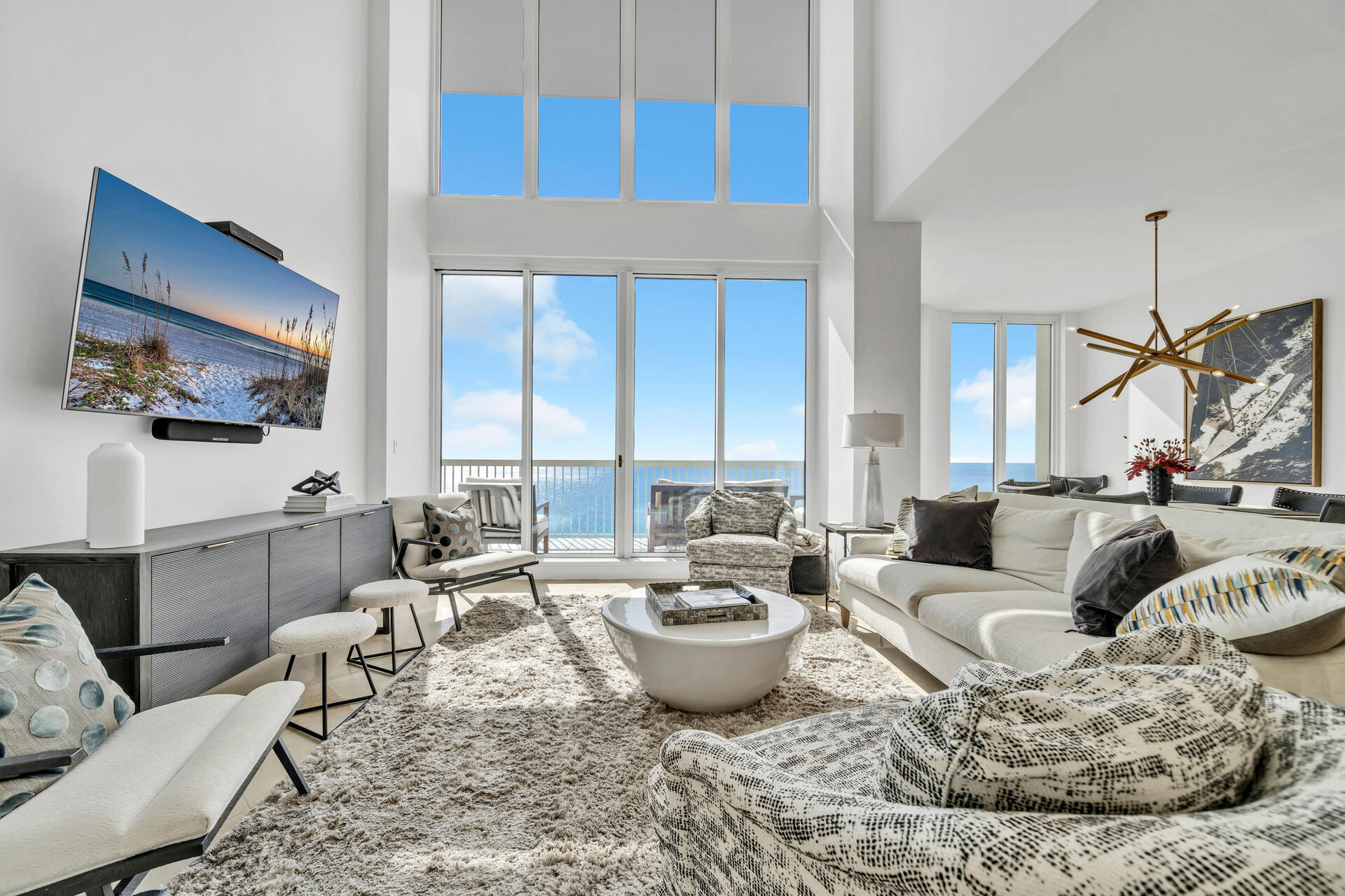 SILVER BEACH TOWERS - Residential