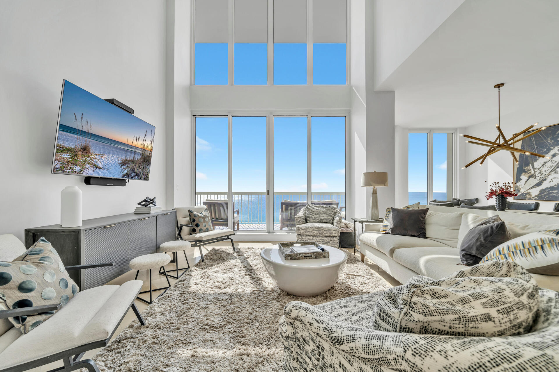 SILVER BEACH TOWERS - Residential
