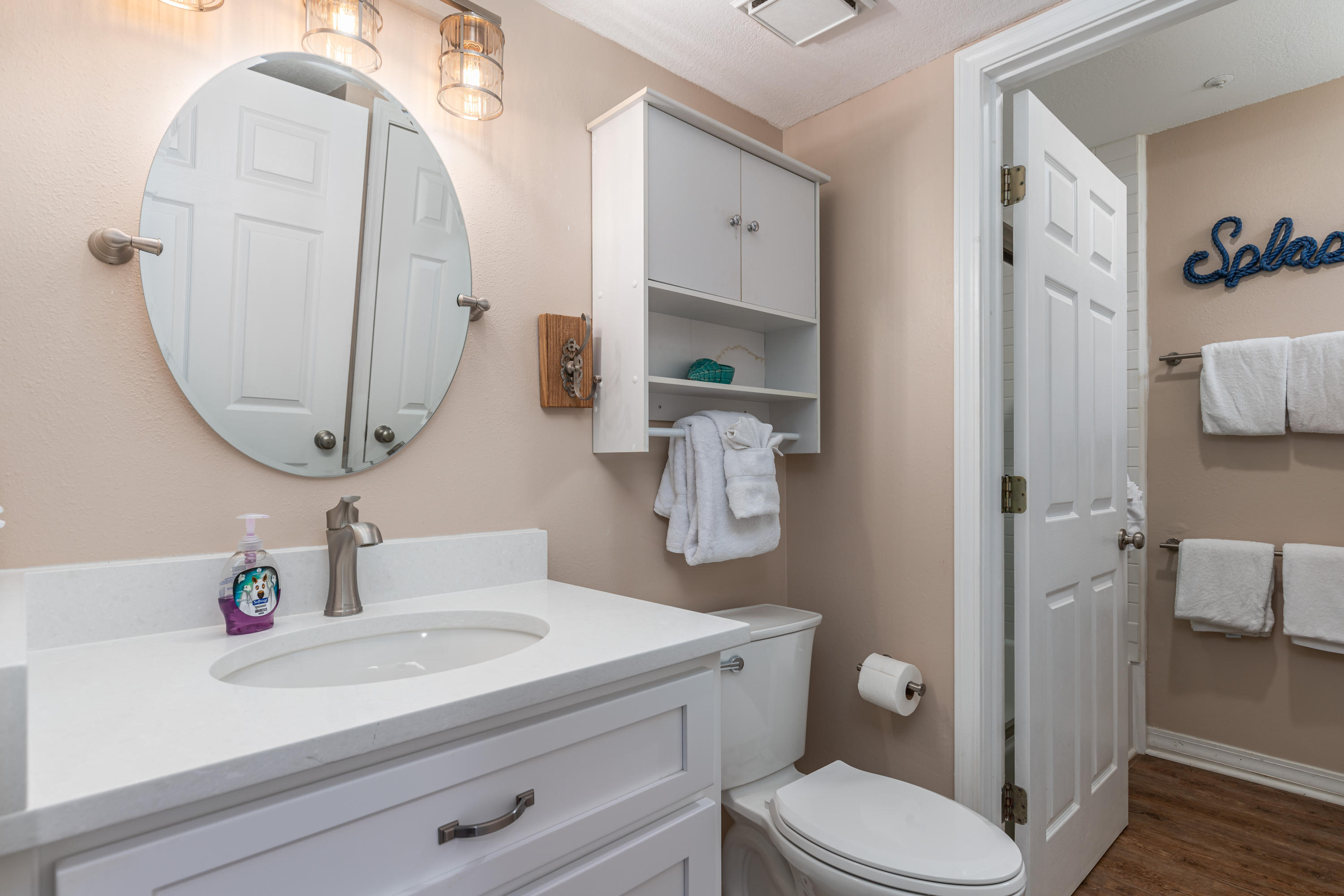 MARAVILLA CONDO 4 - Residential