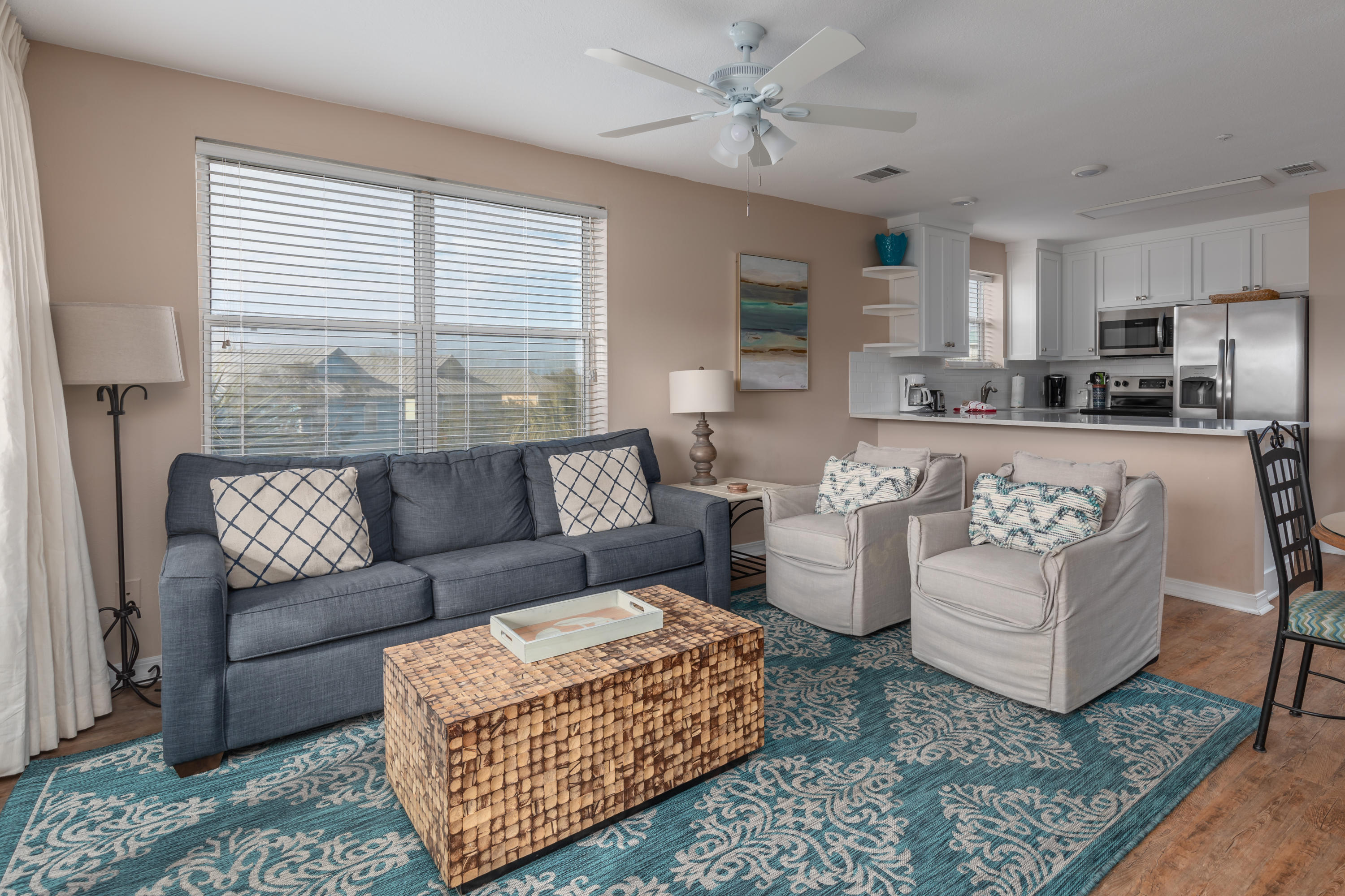 MARAVILLA CONDO 4 - Residential