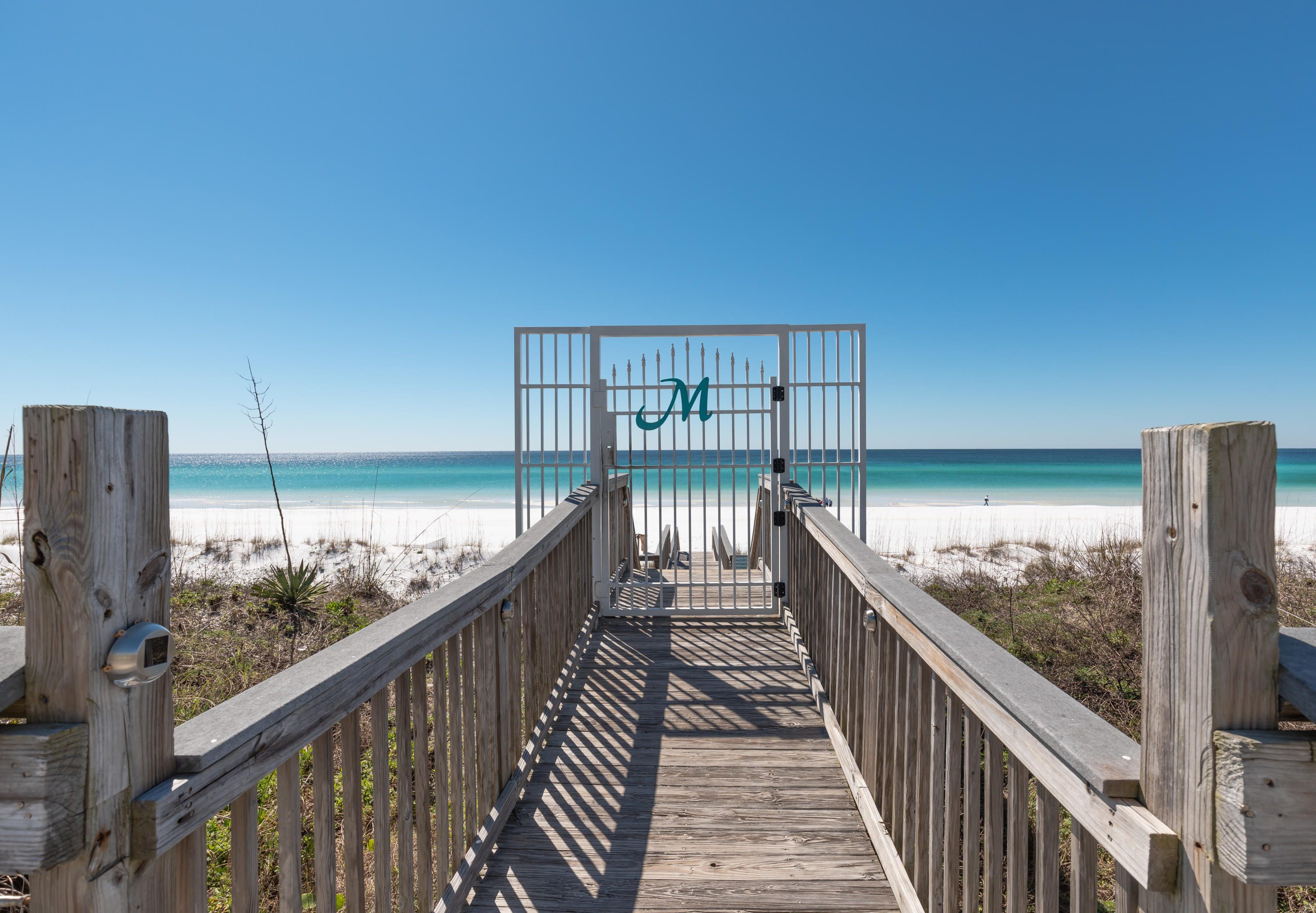 MARAVILLA CONDO 4 - Residential