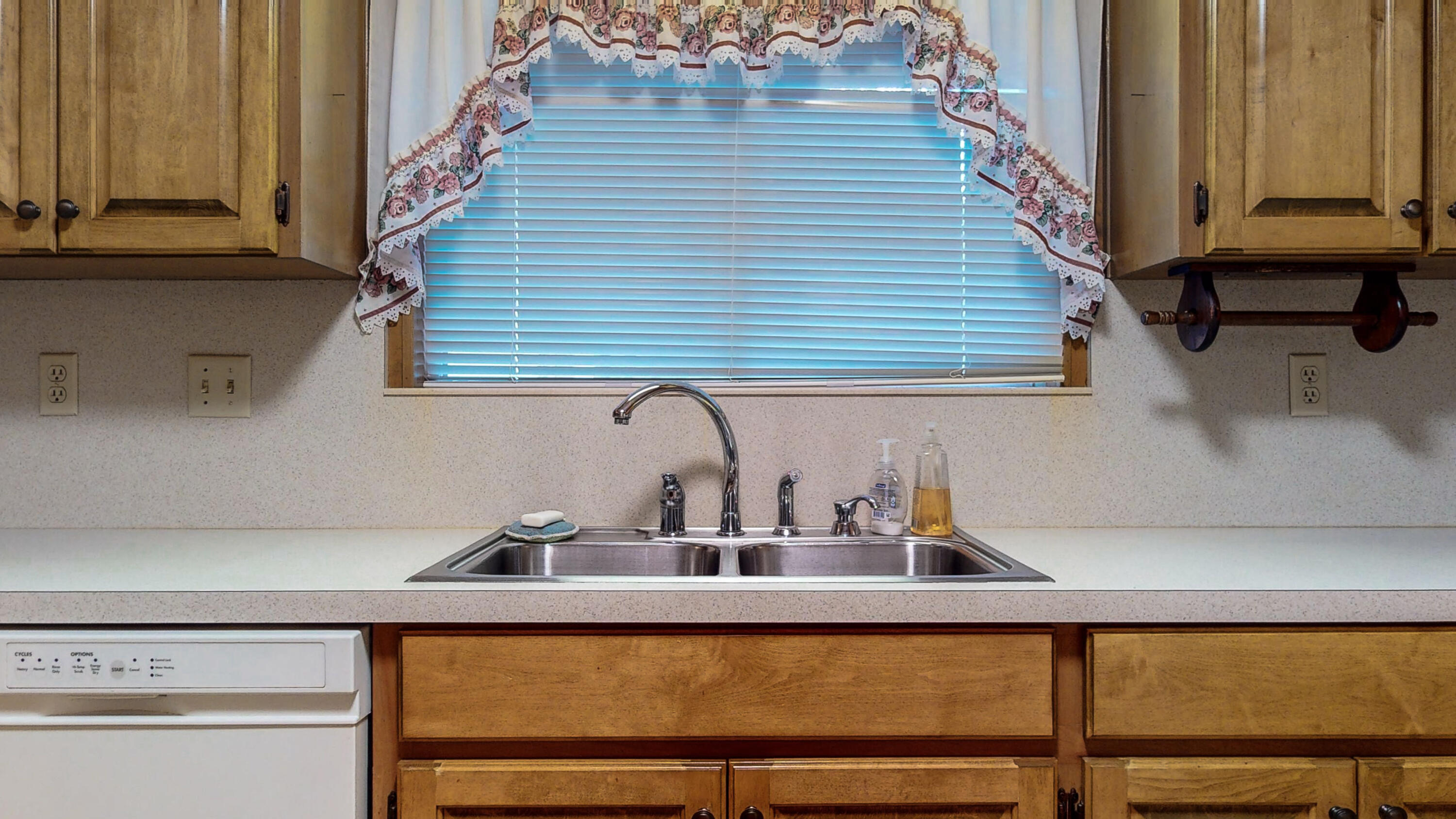 COLONY ESTATES 3RD ADDN - Residential