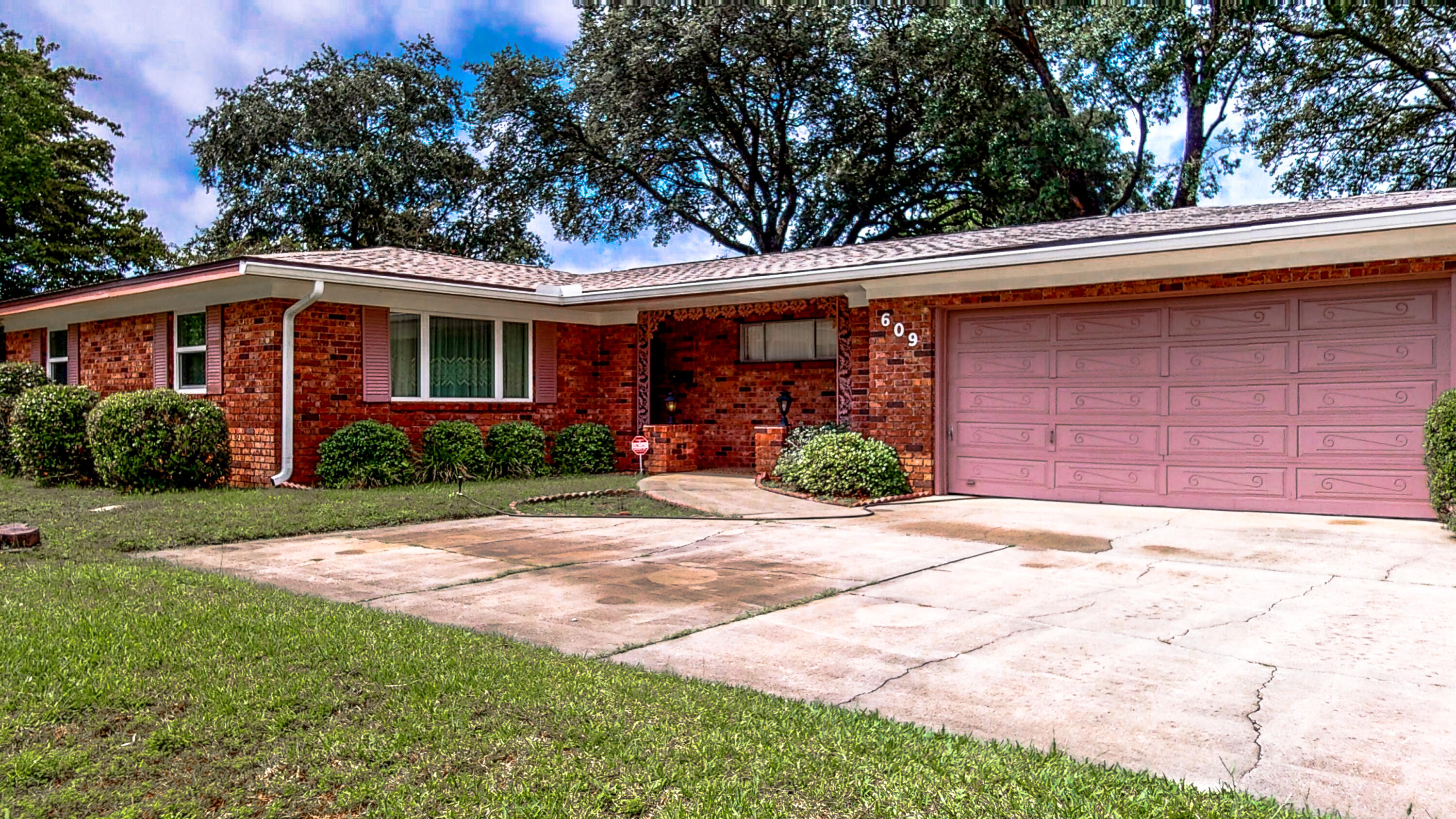 COLONY ESTATES 3RD ADDN - Residential