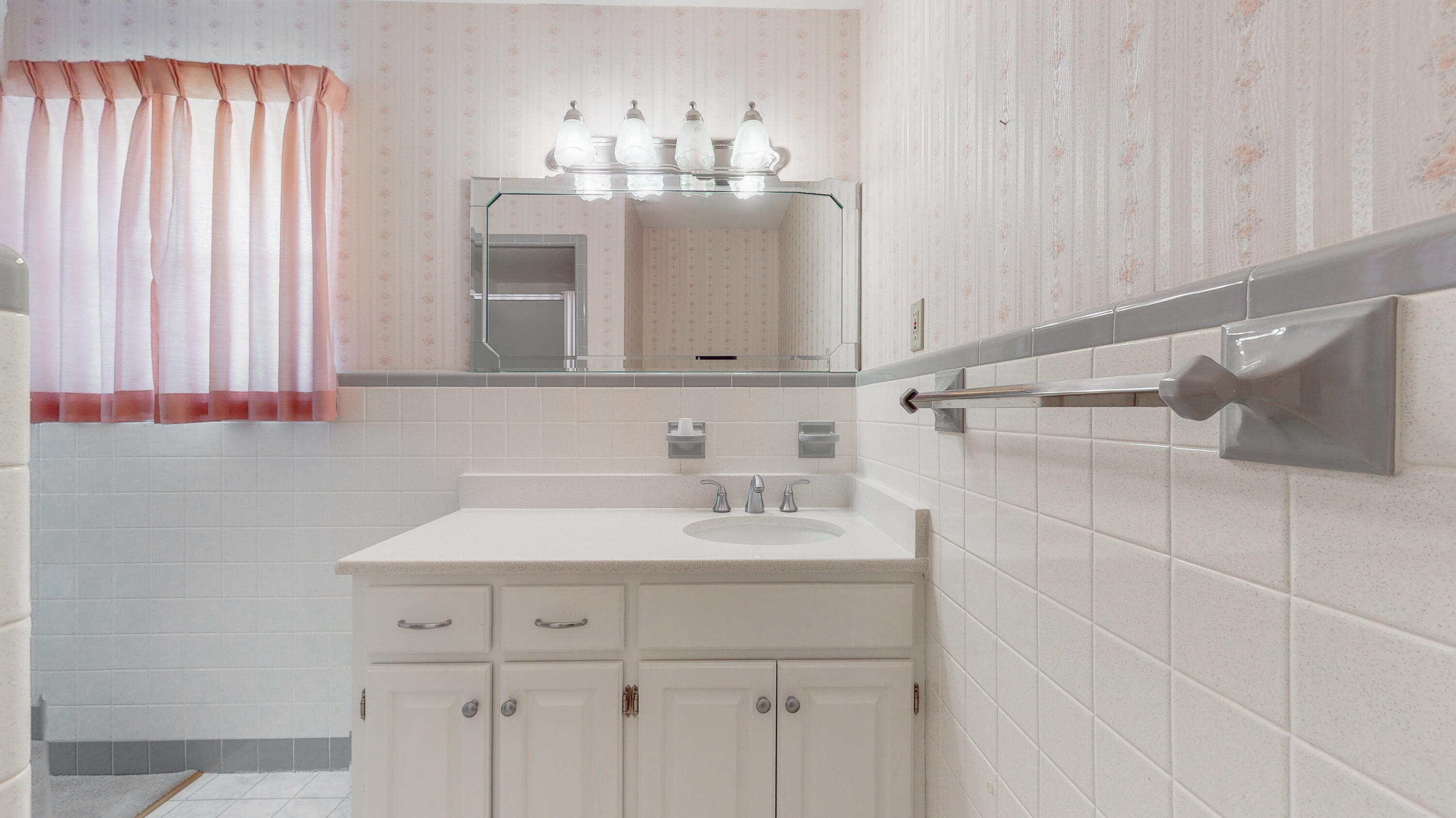 COLONY ESTATES 3RD ADDN - Residential