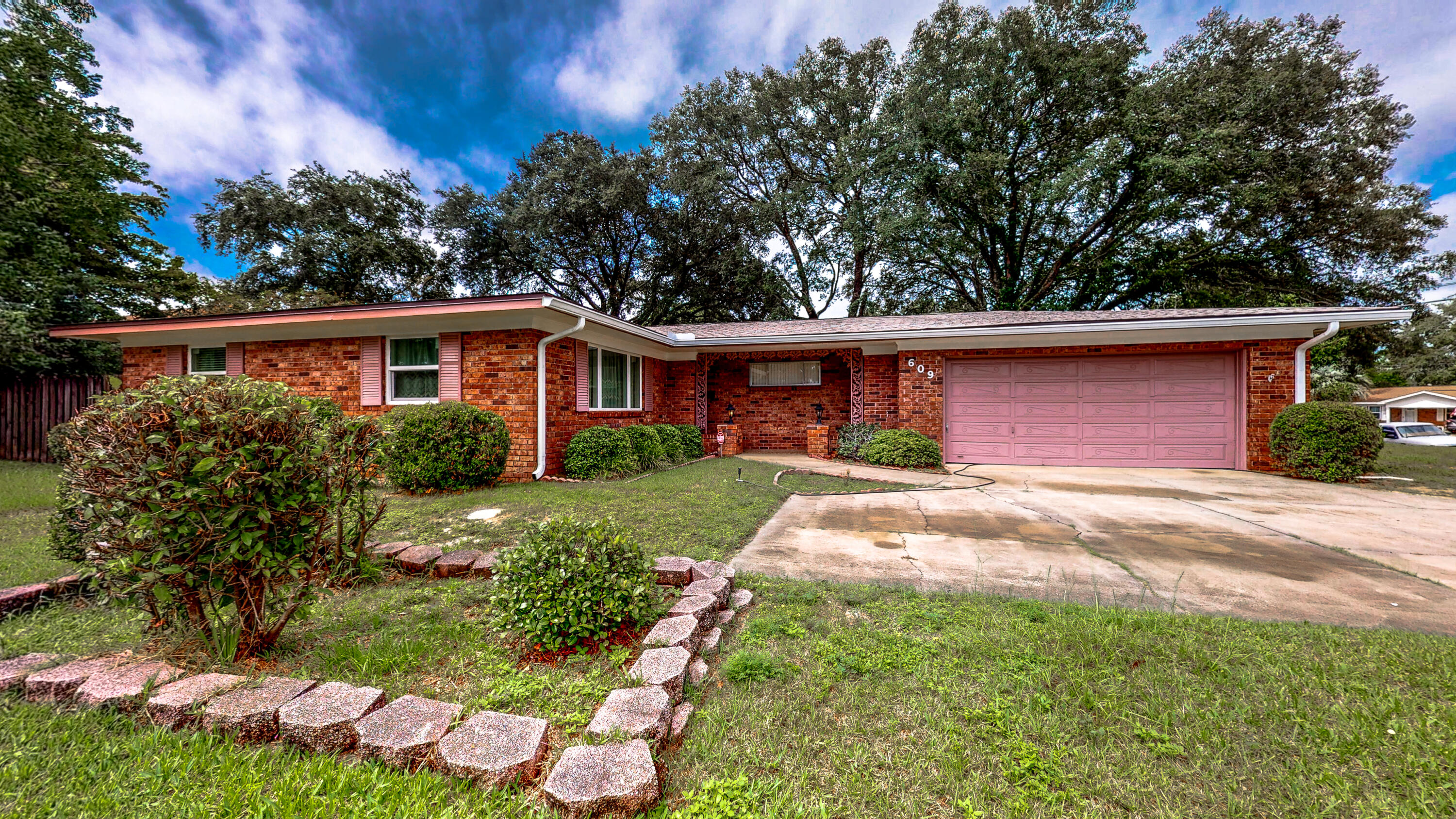 COLONY ESTATES 3RD ADDN - Residential