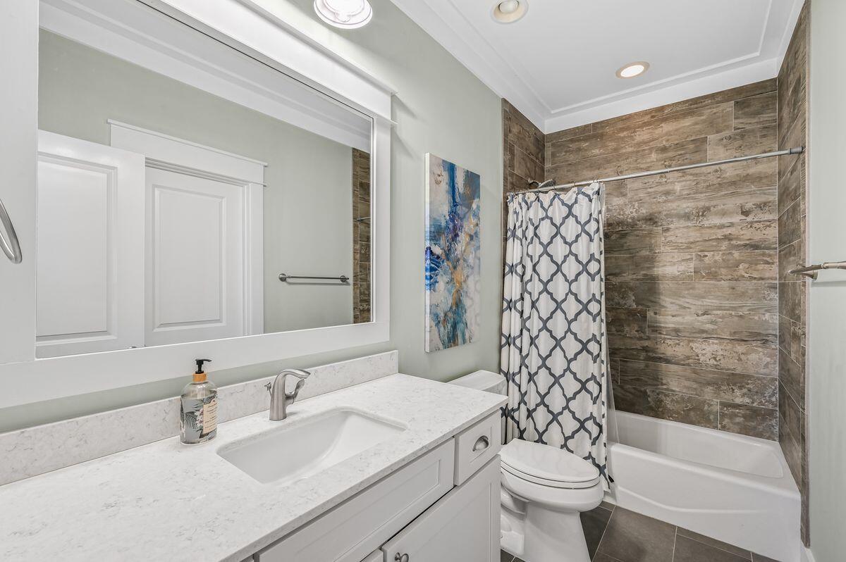 CESSNA LANDING - Residential